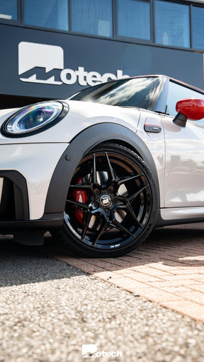 MINI F56 Cooper S/JCW M-W1 19" Gloss Black Motech Wheel