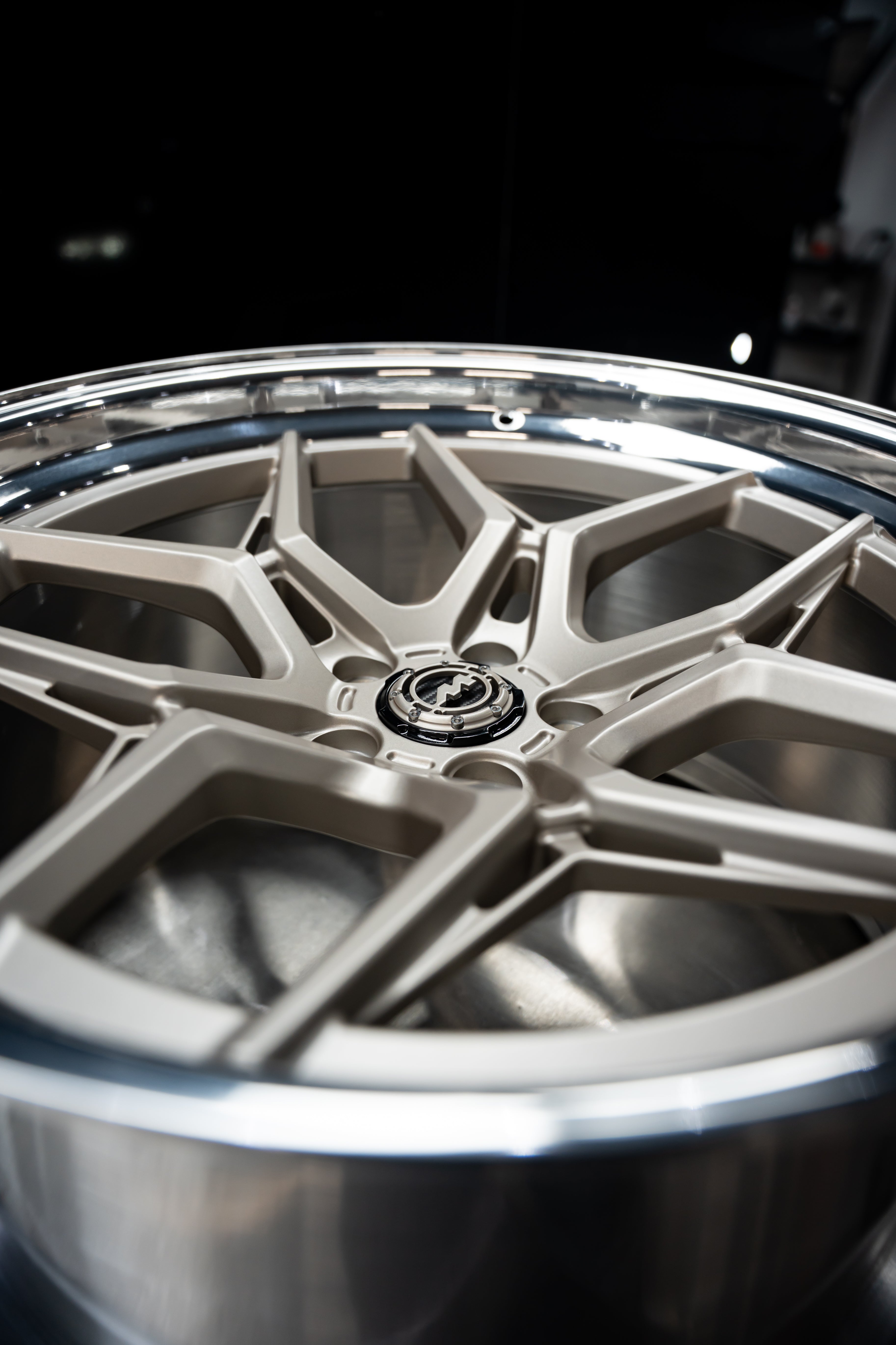 M2 G87 M-W1.2 Two-Piece Split Rim 20/21" White Gold Wheels