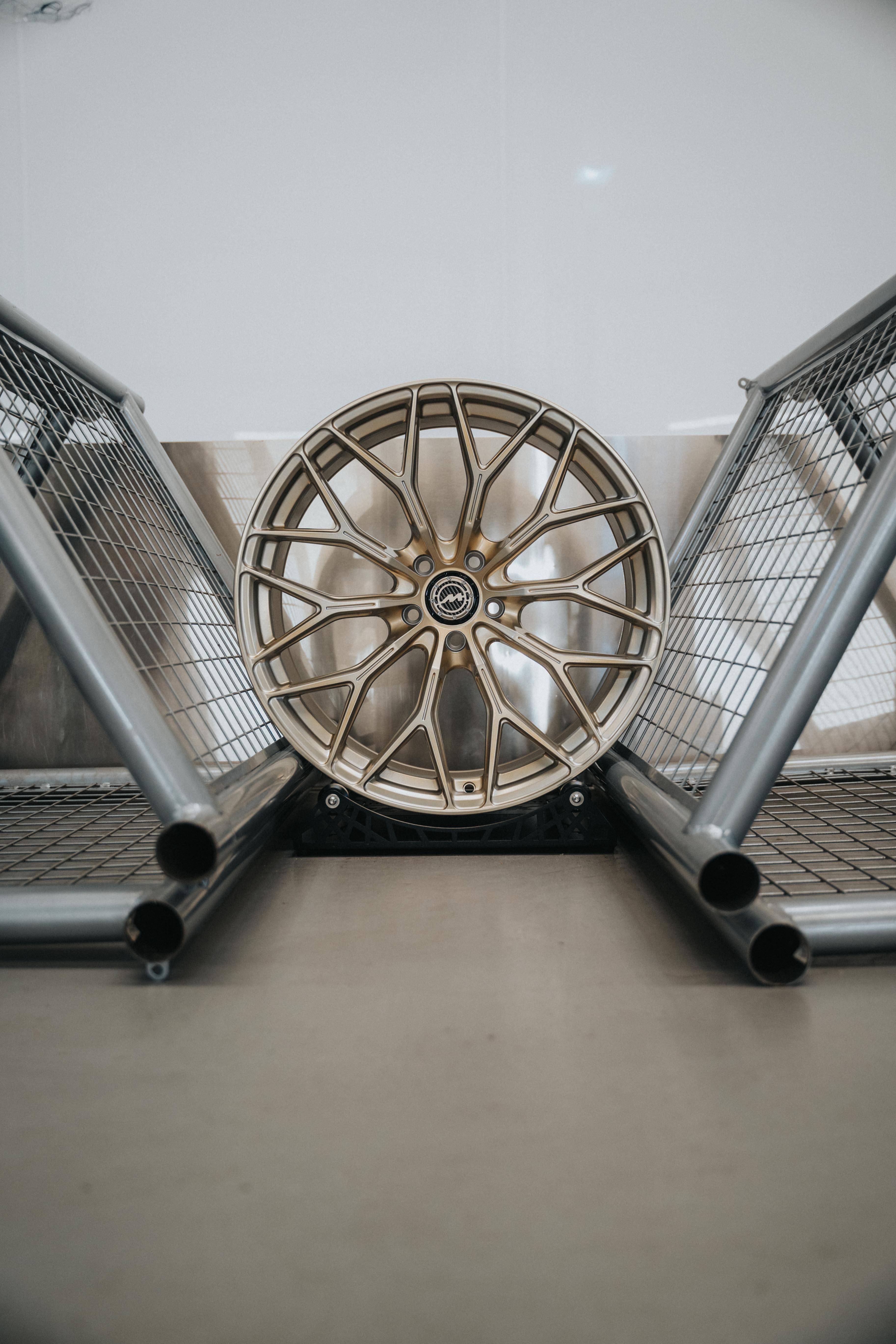 BMW X2 M35i M-WX 21" Frozen Gold Motech Wheel