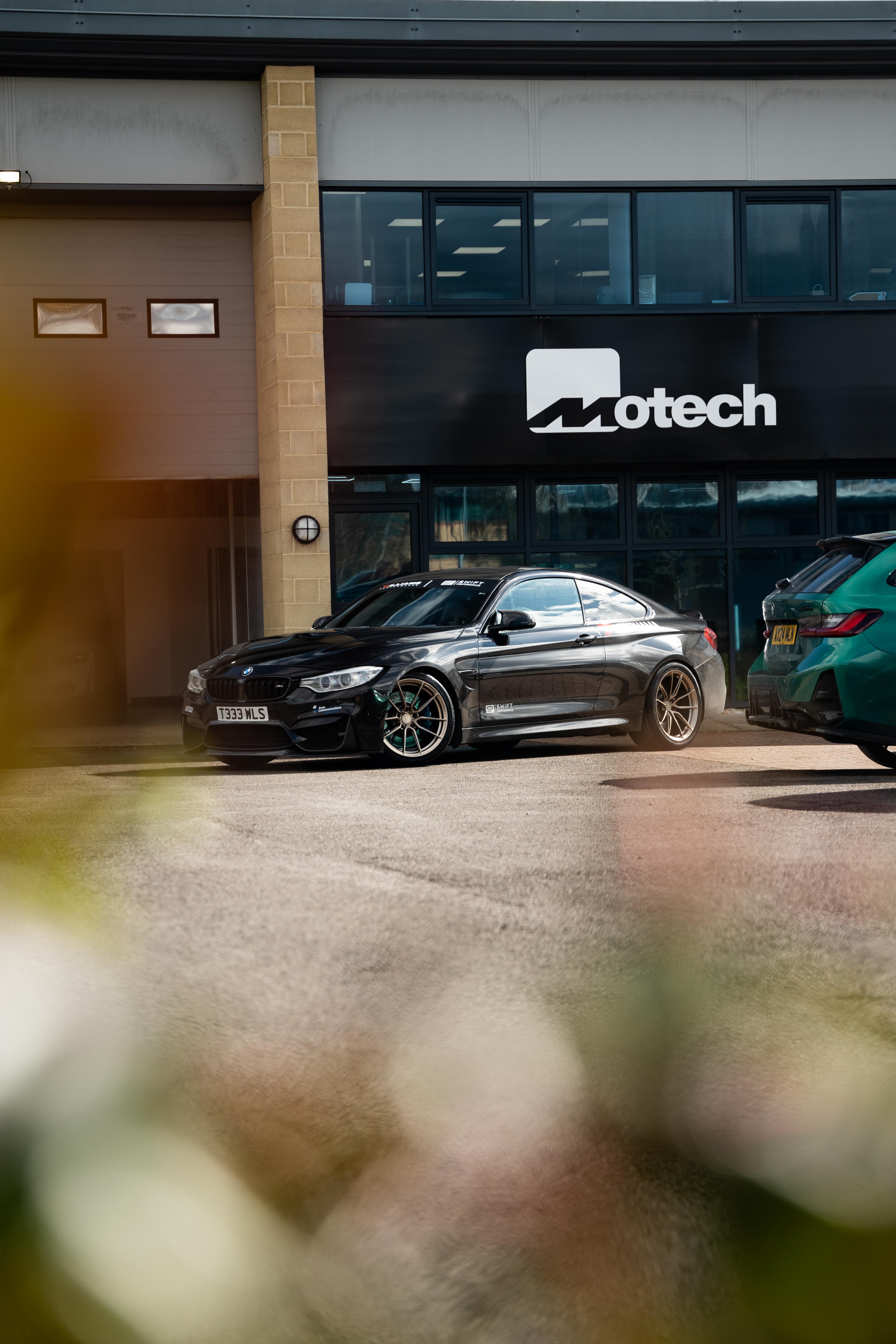 M4 F82 M-W4 20" Neodyme Gold Forged Wheels