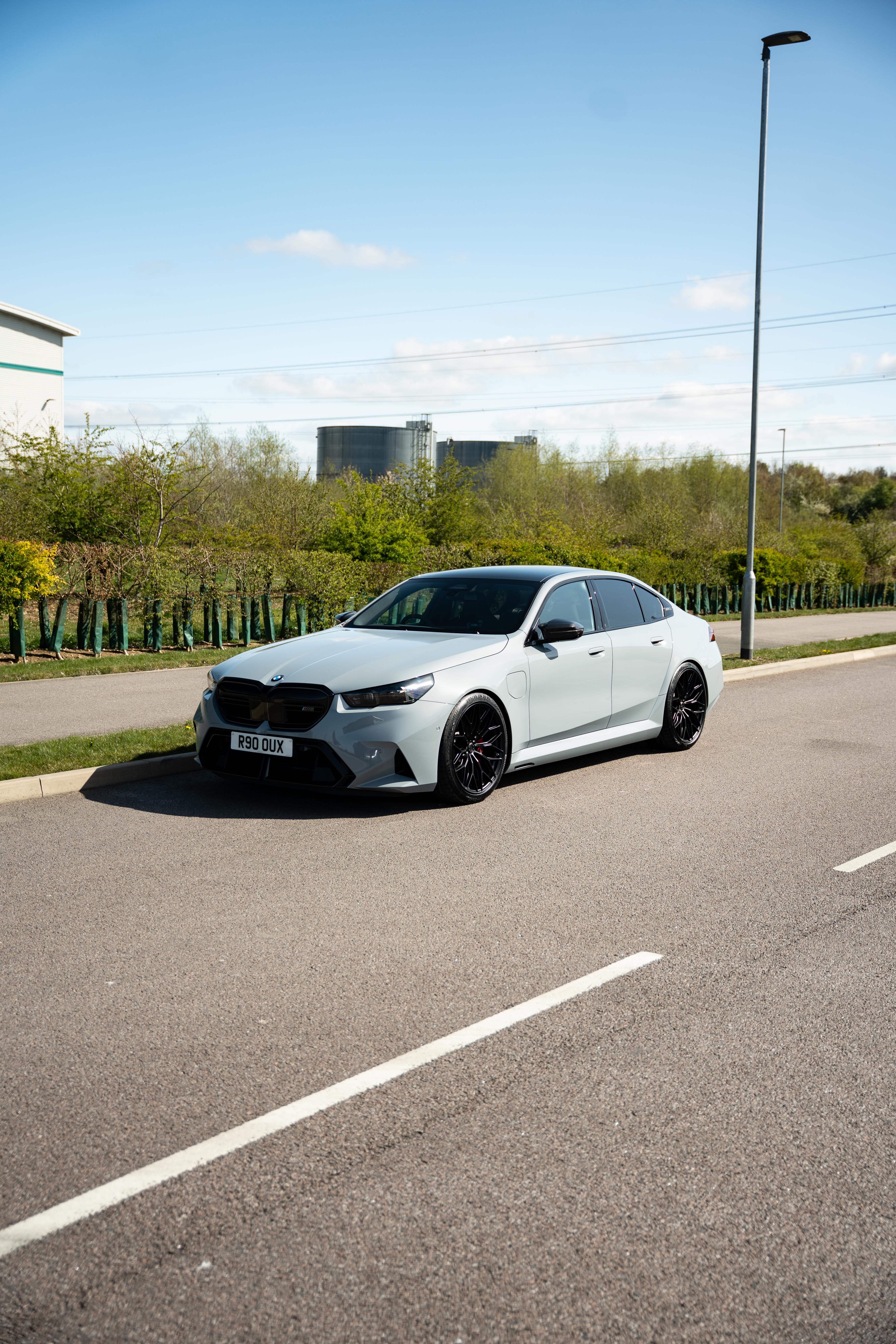 M5 G90 G99 M-WX 21/22" Satin Black Motech Wheel