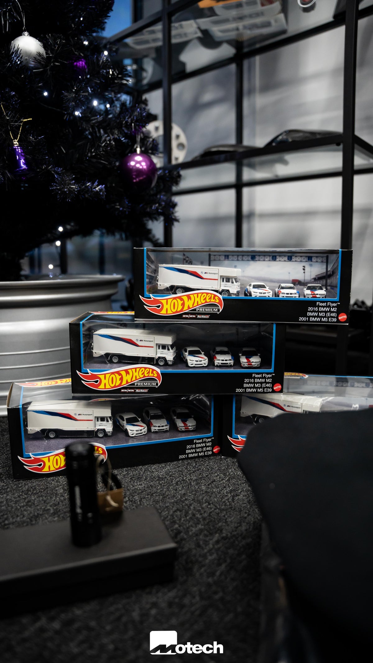 Hot Wheels BWM Fleet Flyer Set