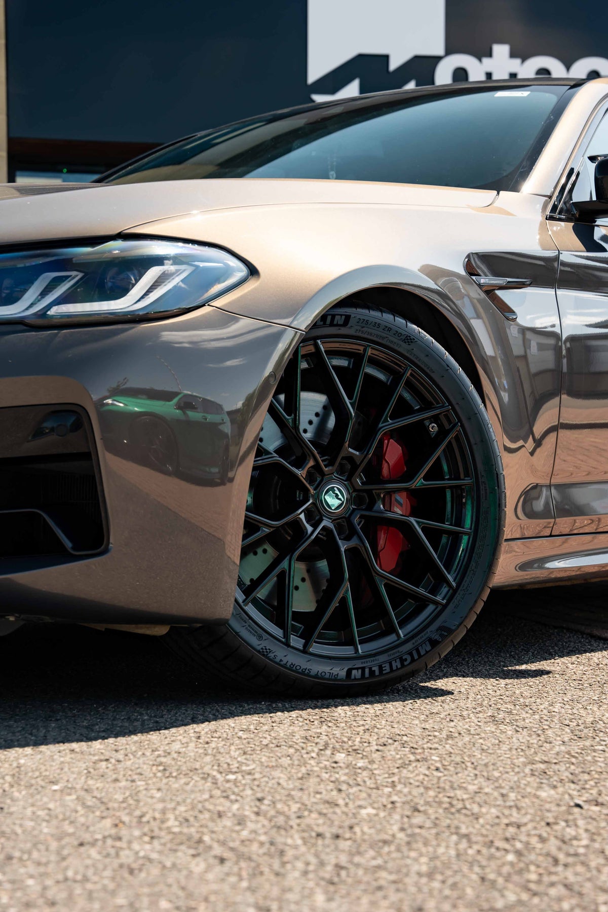 M5 F90 M-W3 20" Gloss Black Motech Wheel