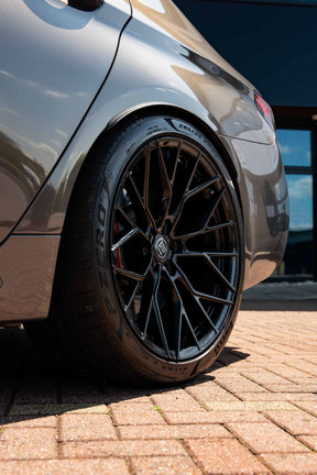 M5 F90 M-W3 20" Gloss Black Motech Wheel