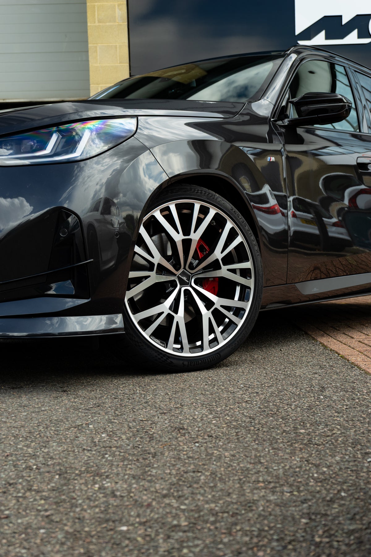 BMW X3/X4 AC5 22" Bicolor Alloy Wheel Sets