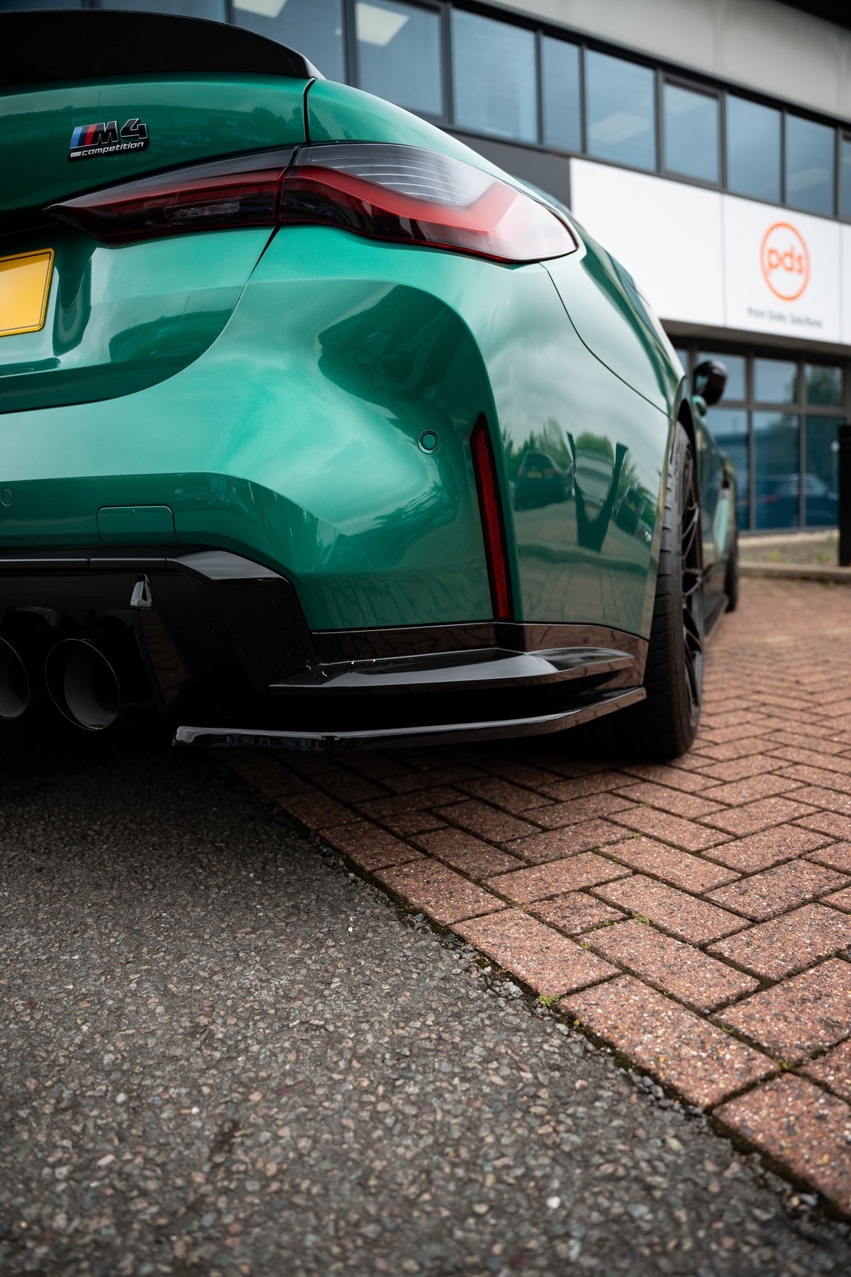 BMW M4 G82 Maxton Design Rear Side Splitters