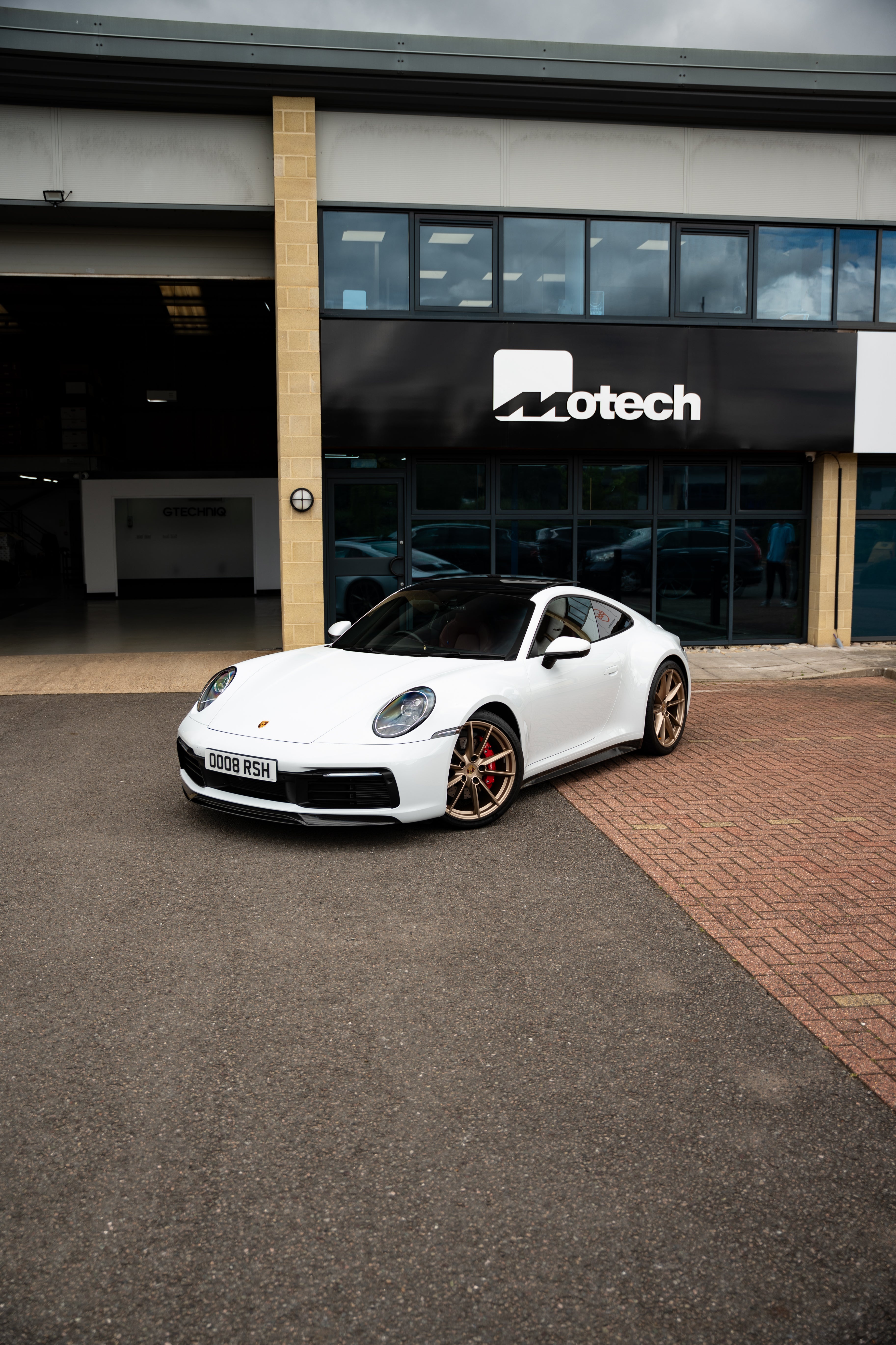 Porsche 992 Carrera/Carrera S Dissident Carbon Front Splitter