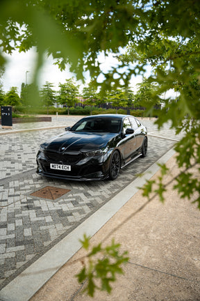 BMW G60 M Sport Maxton Design Side Skirts