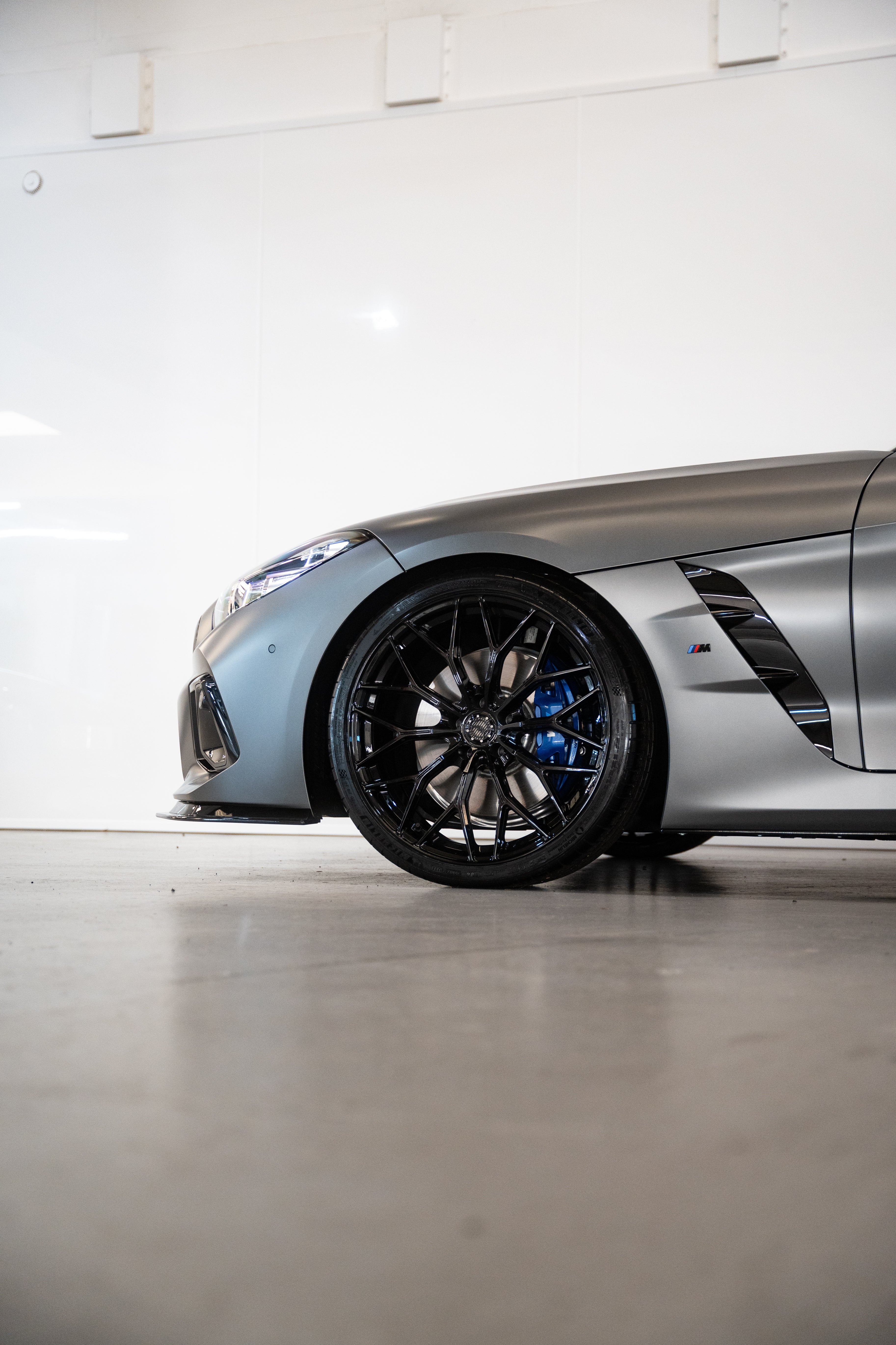 Z4 G29 M-WX 20" Precision Black Motech Wheel