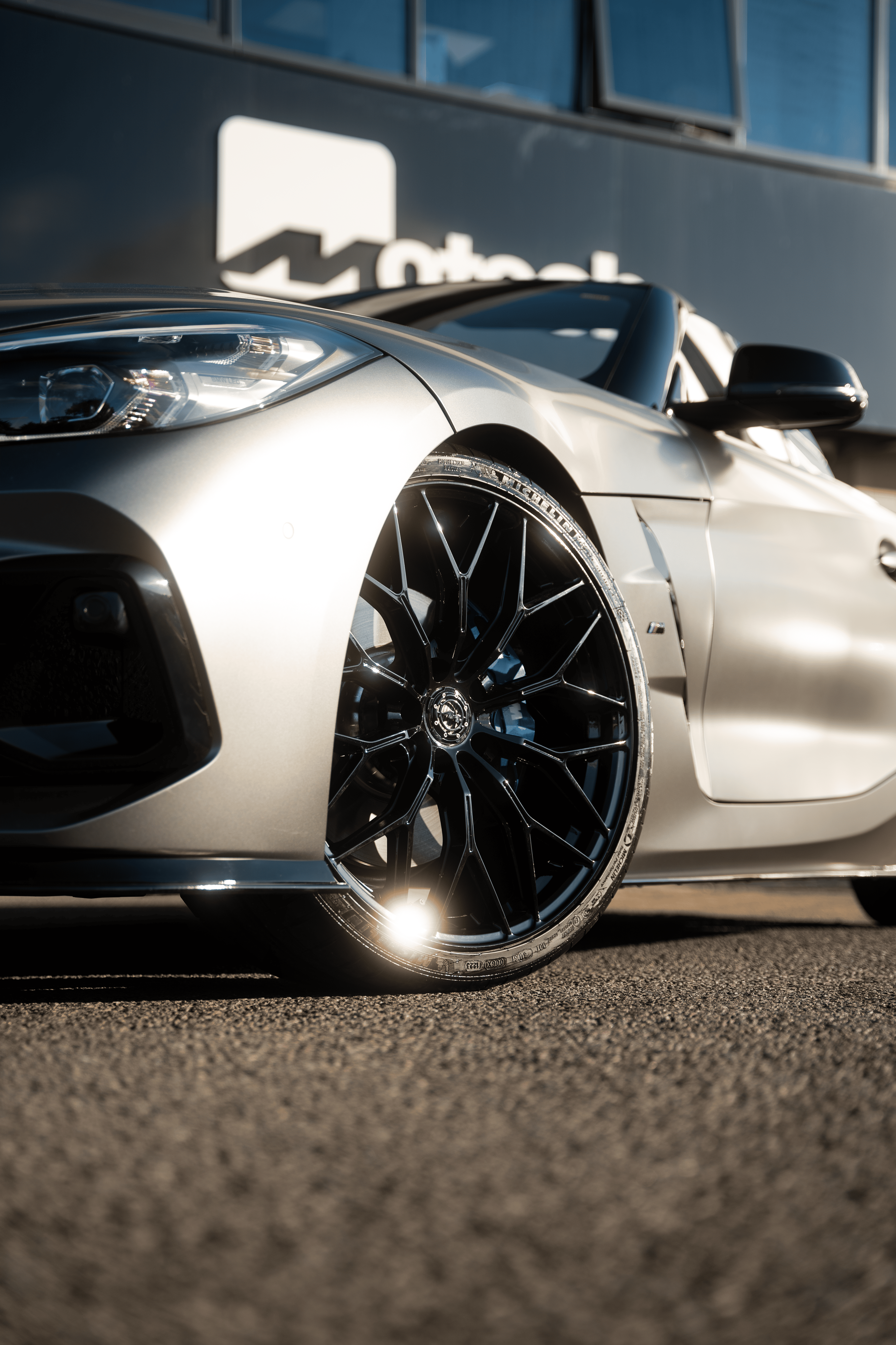 Z4 G29 M-WX 20" Precision Black Motech Wheel