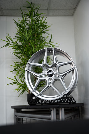 Mini Cooper J01 M-W1 19" Gloss Polished Motech Wheel