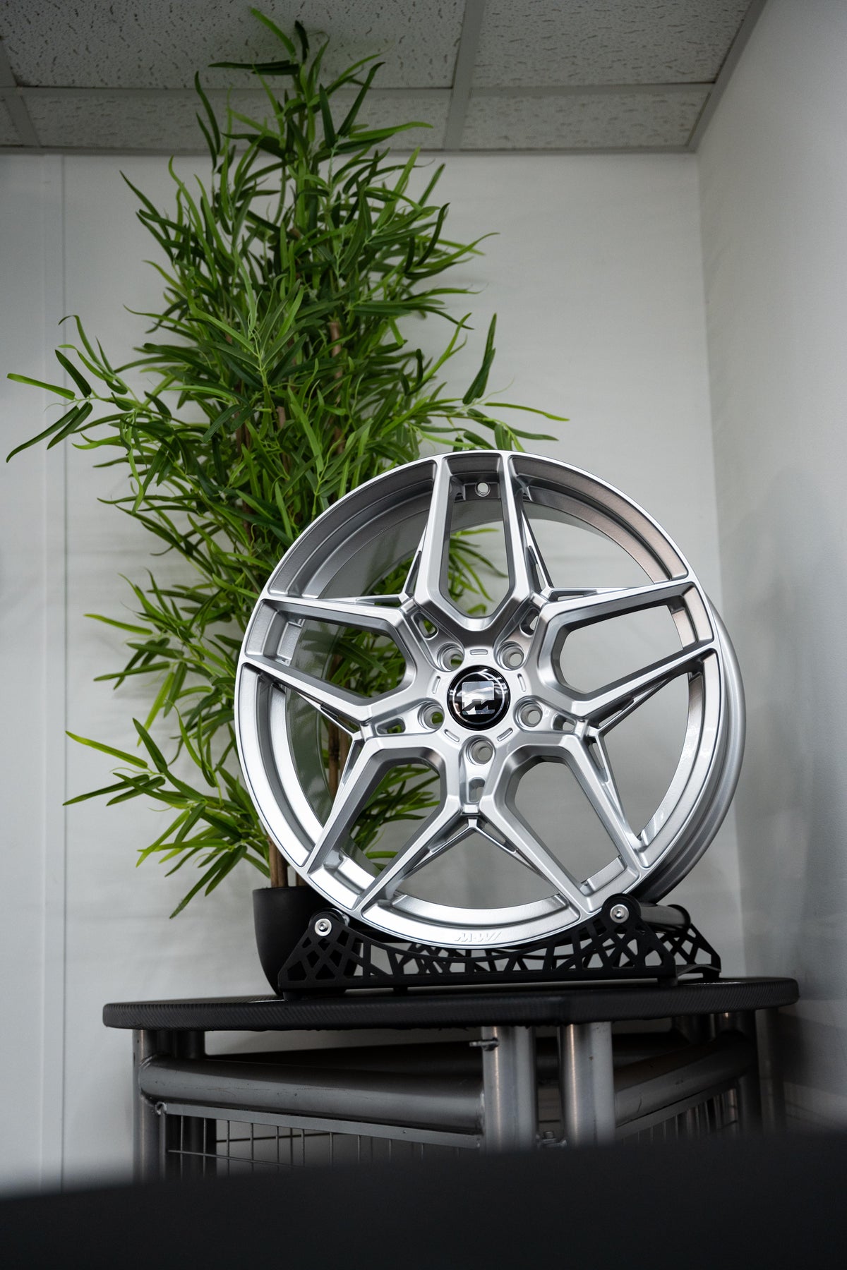 Mini F54 Clubman M-W1 19" Gloss Polished Motech Wheel