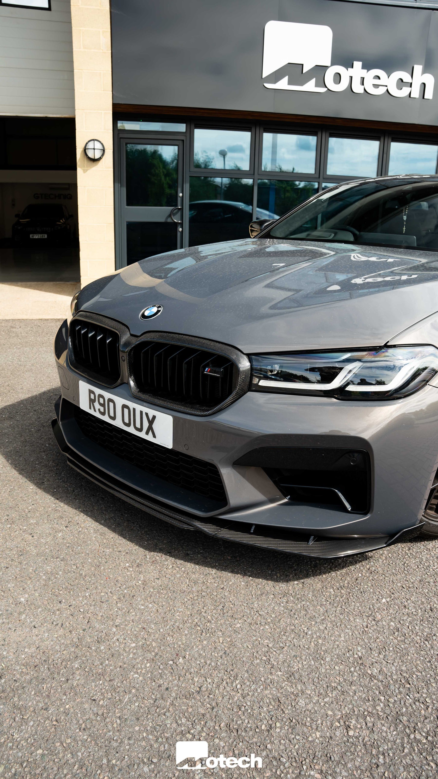 BMW F90 M5 Carbon Grills (2020+ LCI)