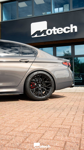 BMW F90 M5 Carbon Side Skirts