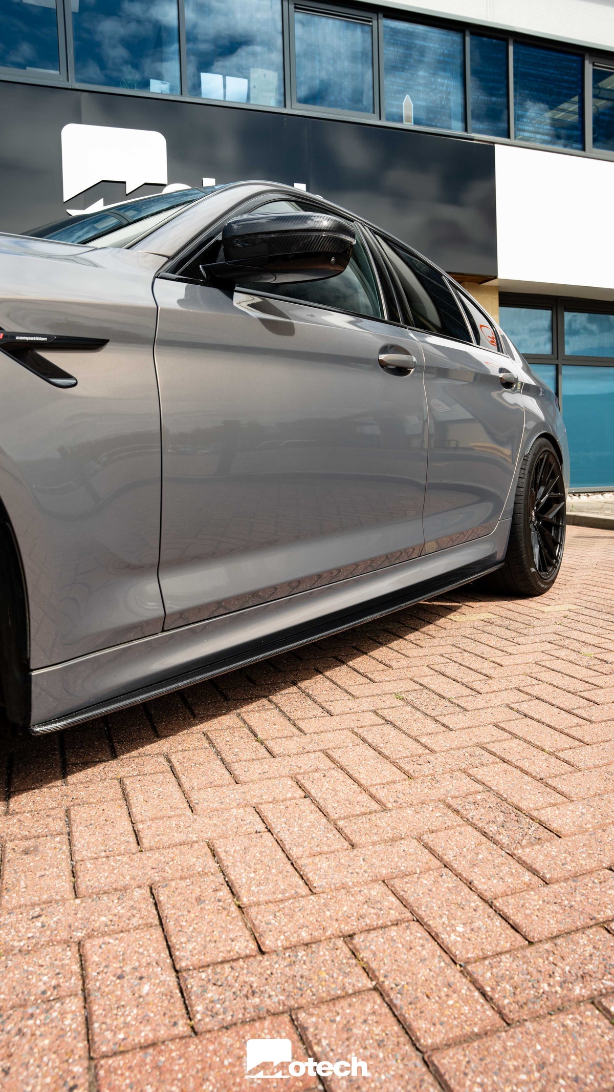 BMW F90 M5 Carbon Side Skirts