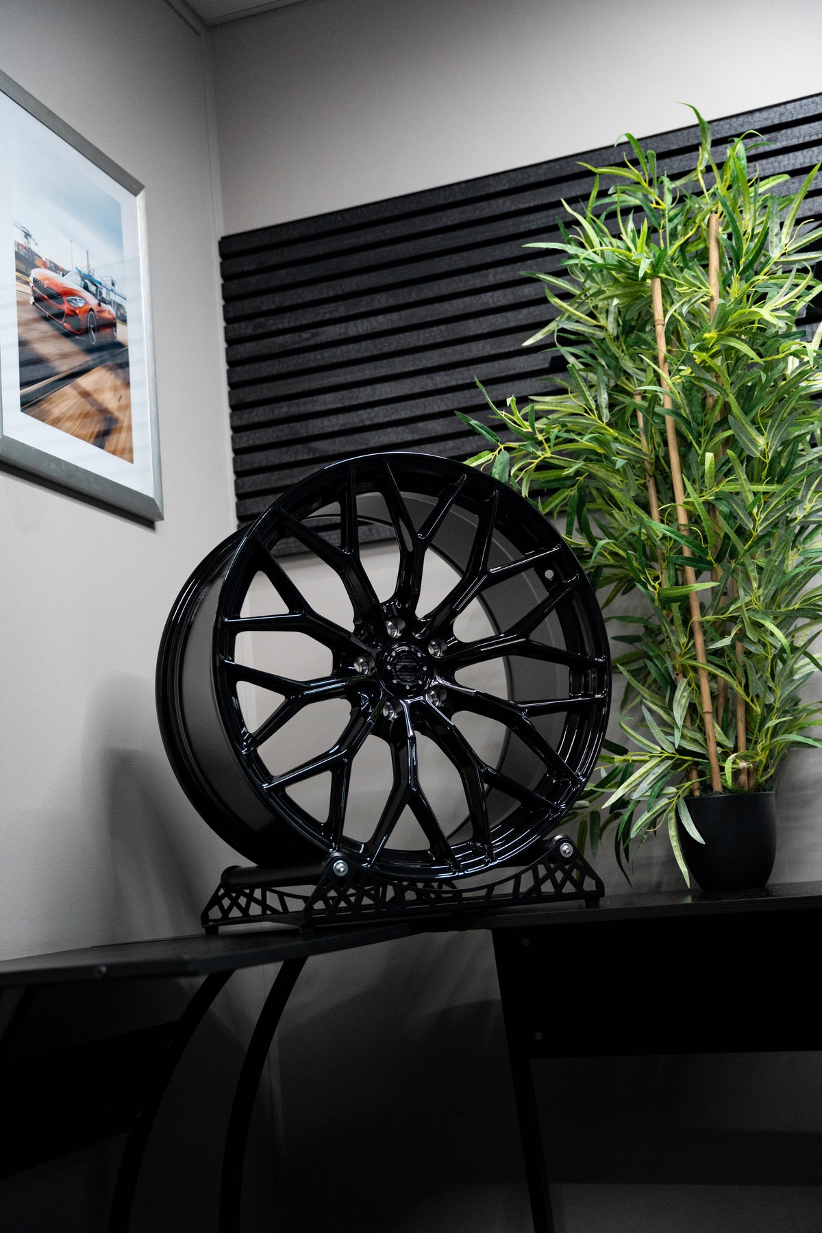 Land Rover Defender M-WX 22" Precision Black Motech Wheel