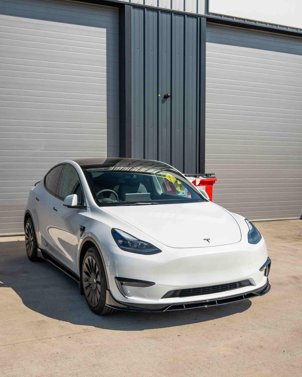 TESLA MODEL Y MK1 2020-2025 FULL GLOSS BLACK KIT