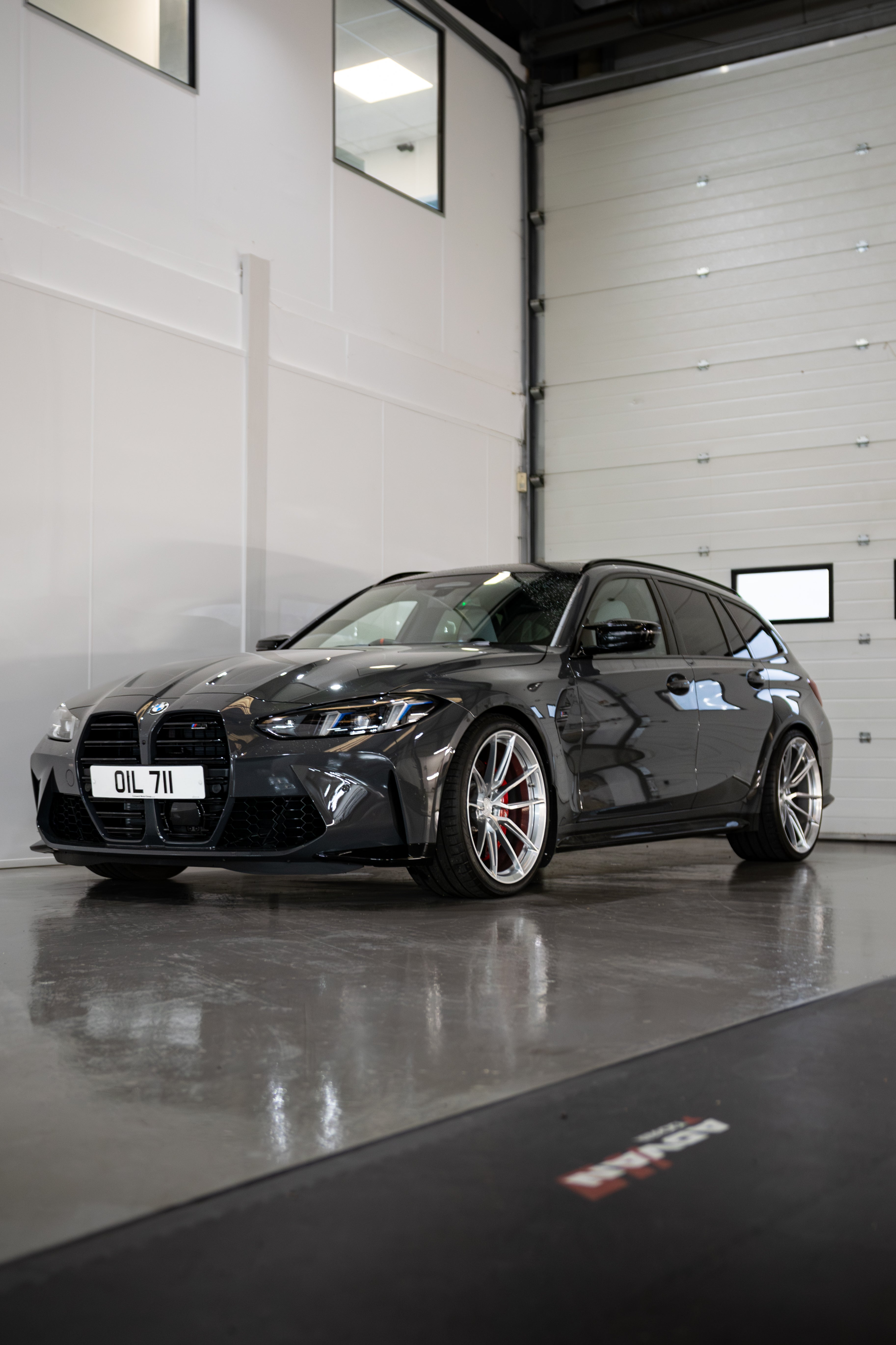 M3 G81 M-W4 20/21" Gloss Polished Forged Wheels