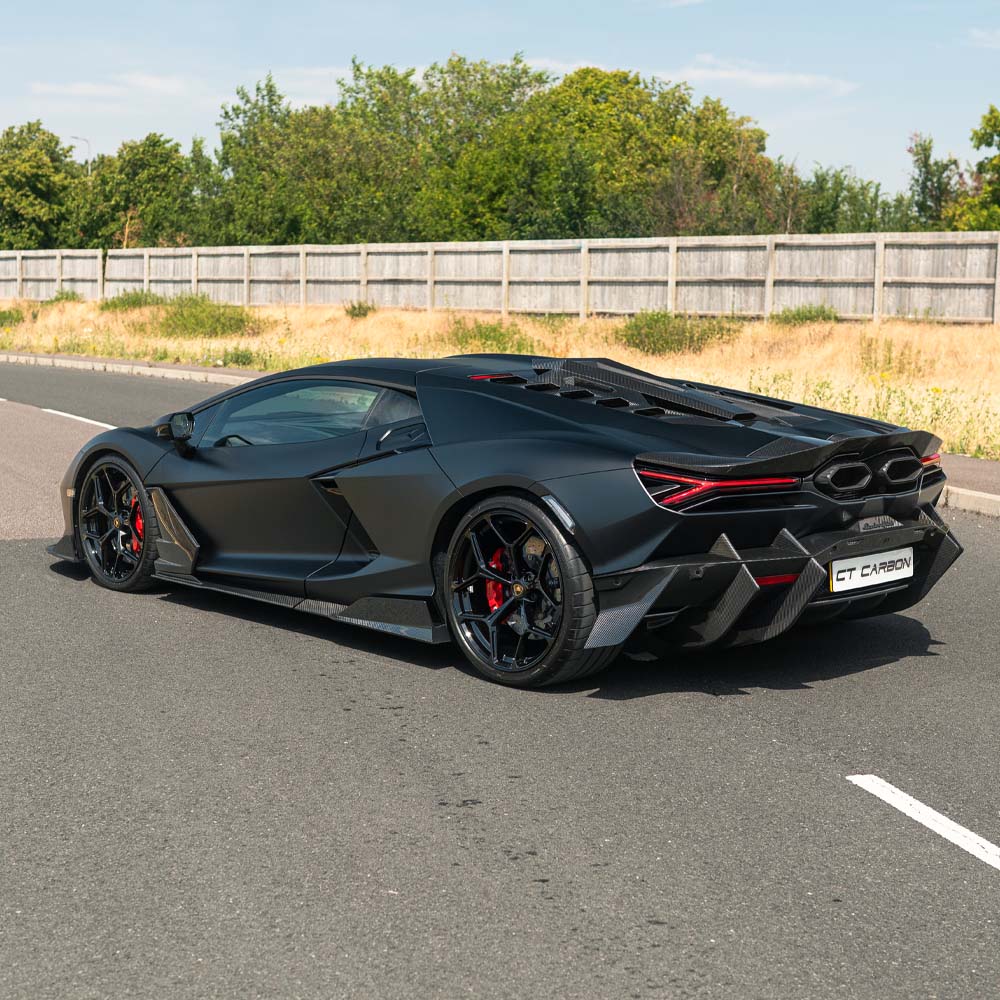 LAMBORGHINI REVUELTO FULL CARBON FIBRE KIT - CT DESIGN