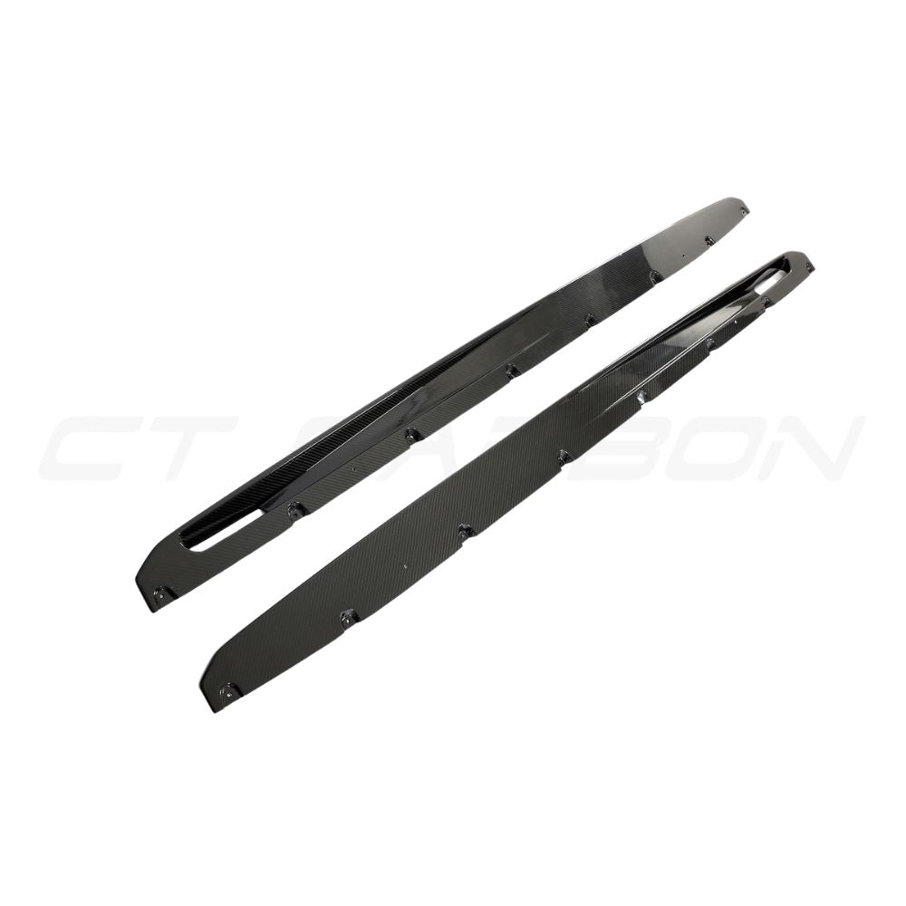 LAMBORGHINI URUS CARBON FIBRE SIDE SKIRTS - CT DESIGN