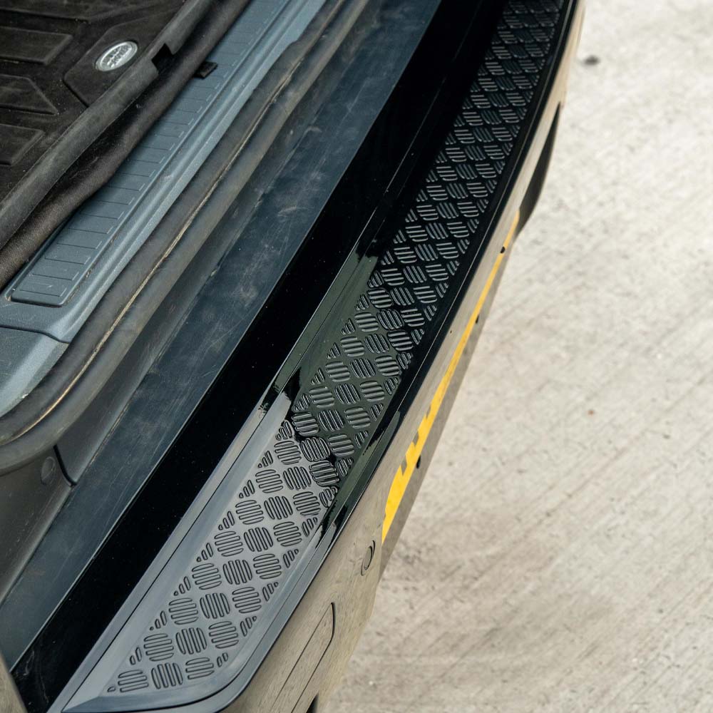 LAND ROVER DEFENDER L663 110 GLOSS BLACK ANTI SCRATCH TRIM SET