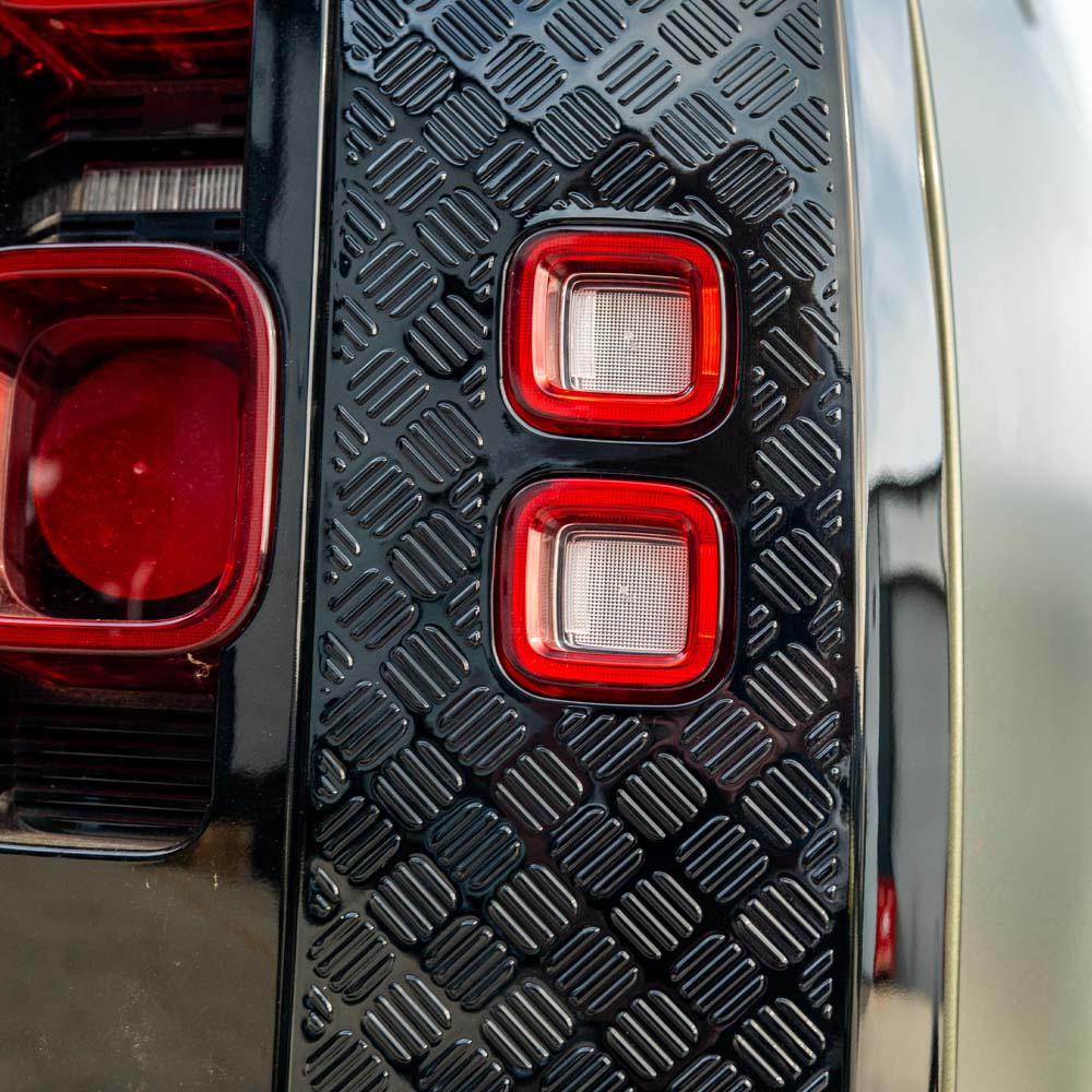LAND ROVER DEFENDER L663 110 GLOSS BLACK ANTI SCRATCH TRIM SET