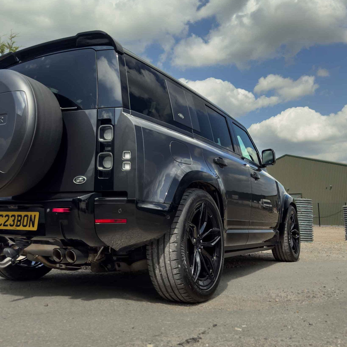 LAND ROVER DEFENDER L663 110 GLOSS BLACK WIDE ARCH FENDERS