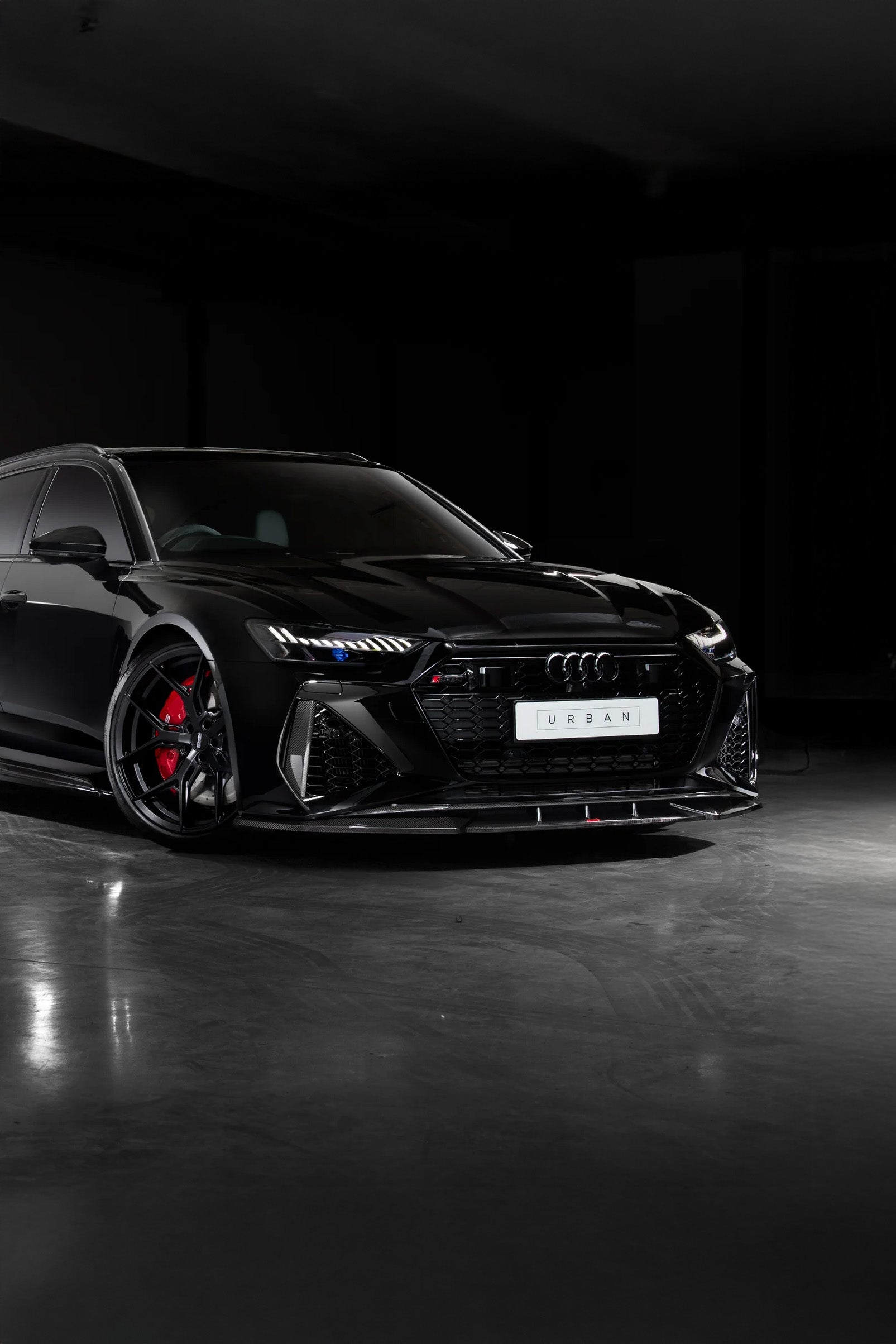 Audi RS6 Carbon Urban Front Splitter