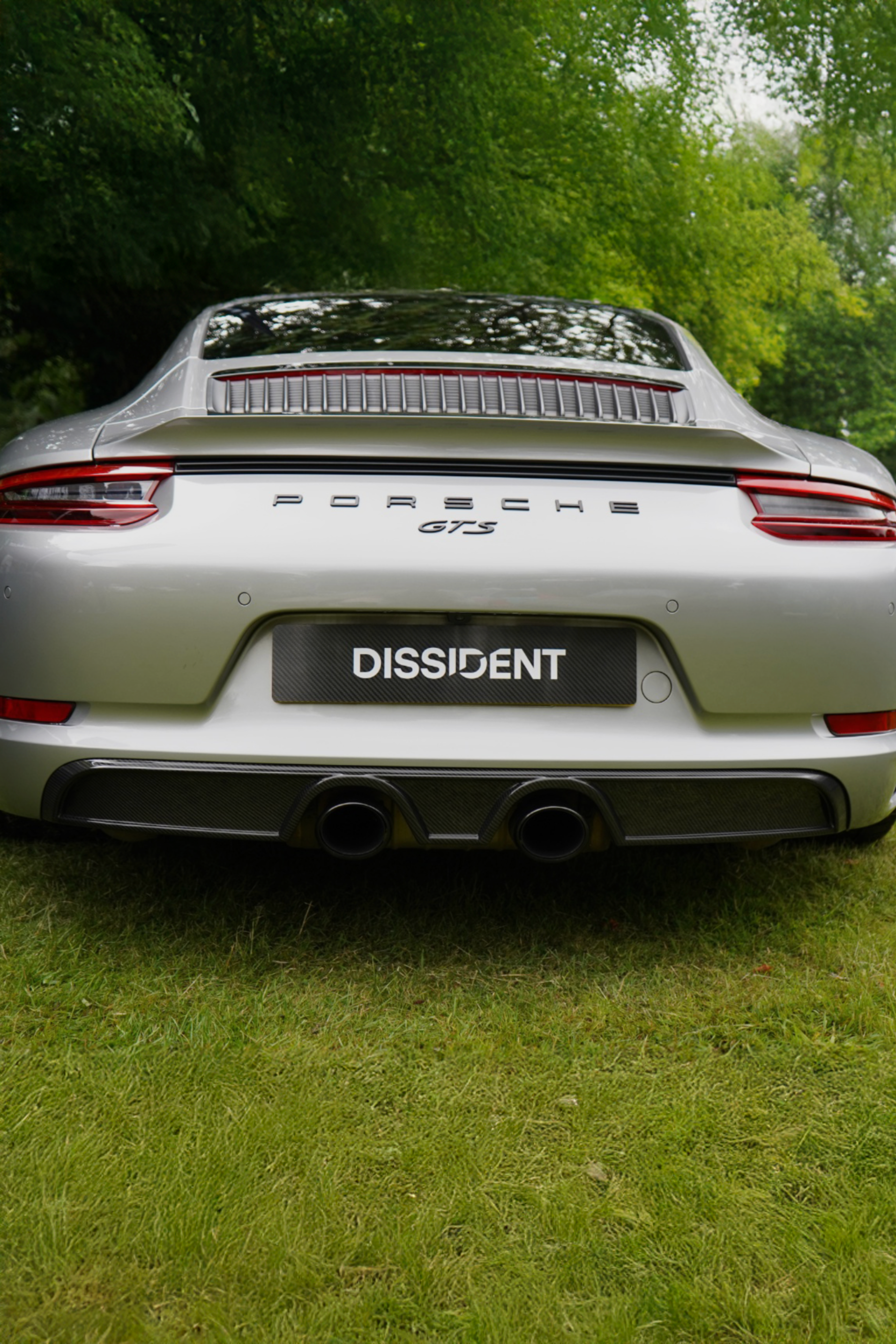 Porsche 991.2 Carrera/Carrera S/GTS Dissident Carbon Rear Diffuser