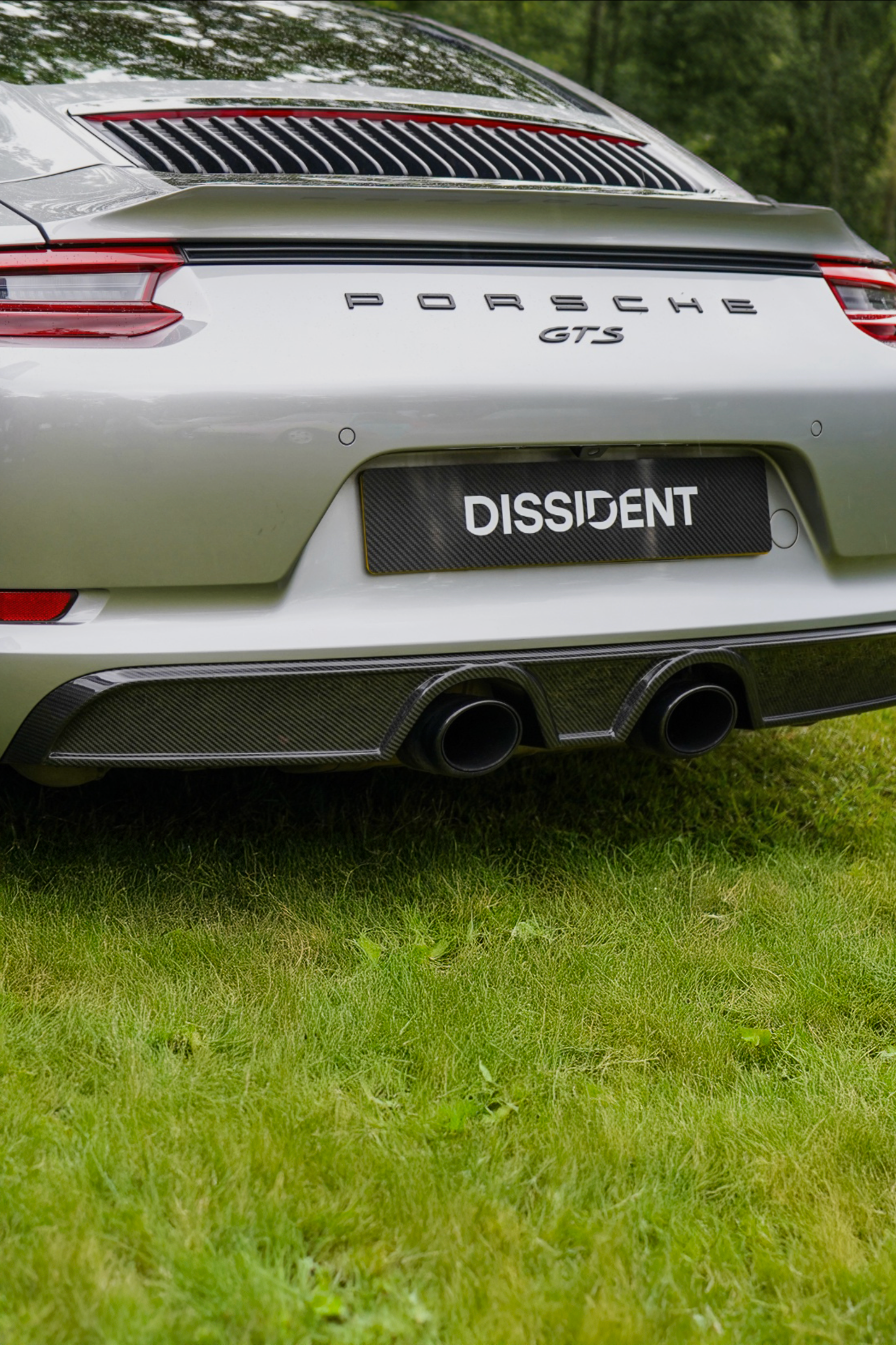 Porsche 991.2 Carrera/Carrera S/GTS Dissident Carbon Rear Diffuser