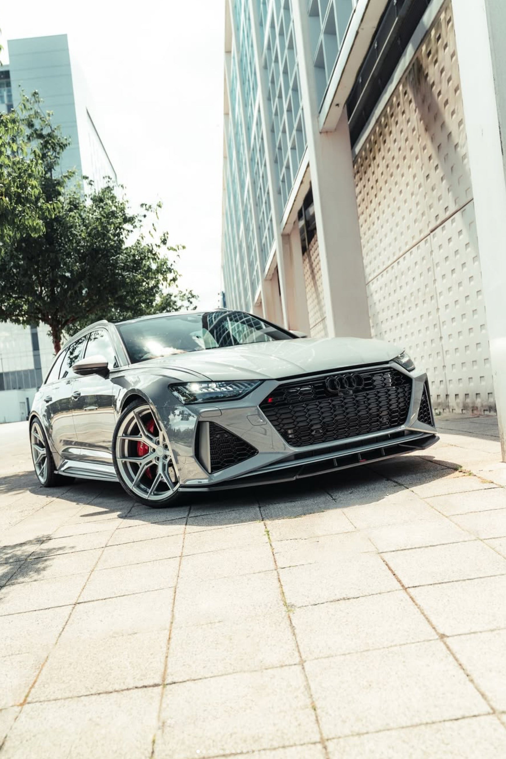 Audi RS6 Carbon Urban Front Splitter
