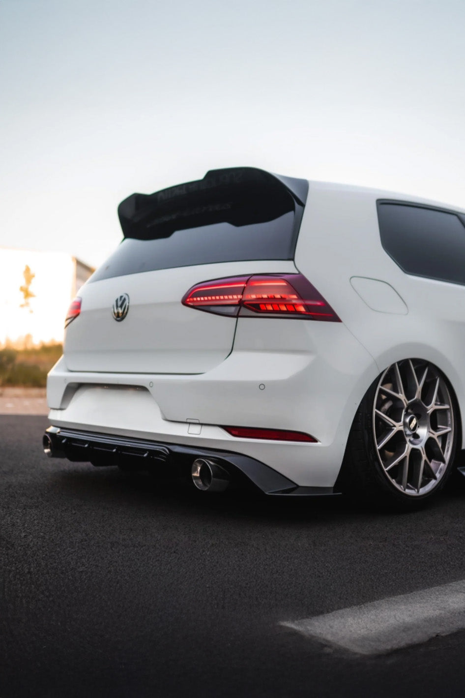 VW GOLF R MK 7.5 Zaero Kit