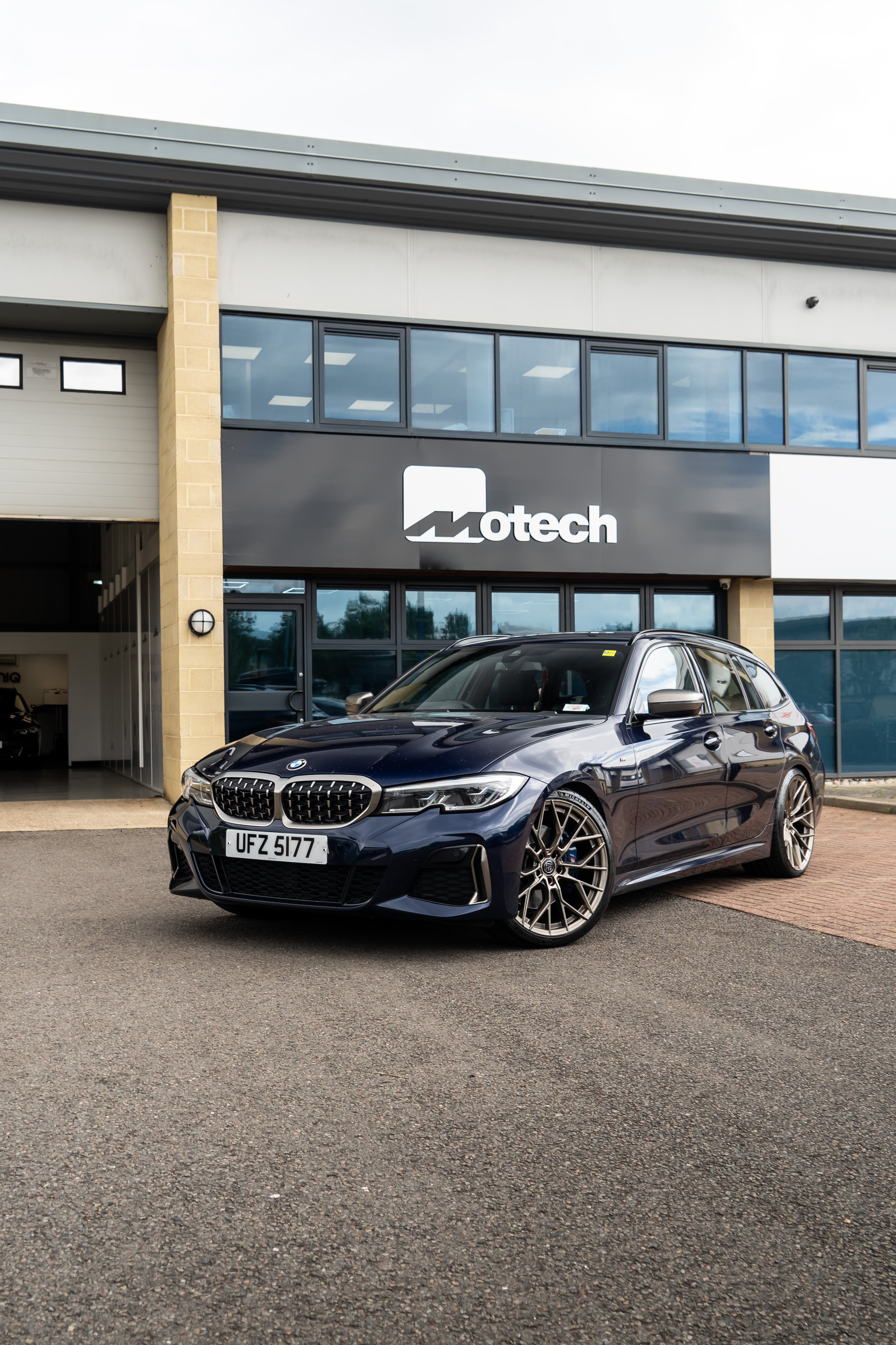 BMW 3 Series G20 G21 M-W3 20" Neodyme Gold Motech Wheel