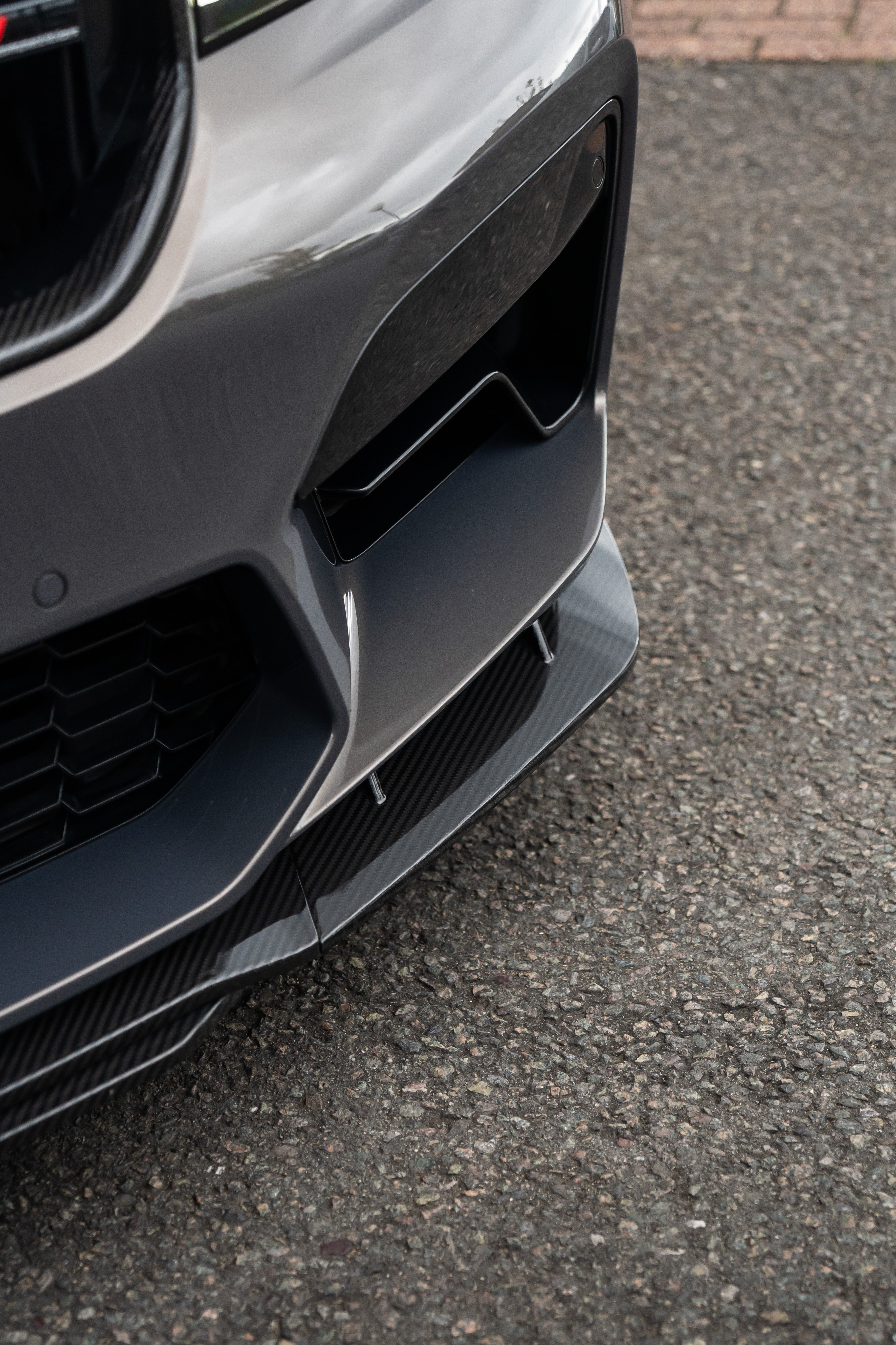 BMW F90 M5 Carbon Front Splitter