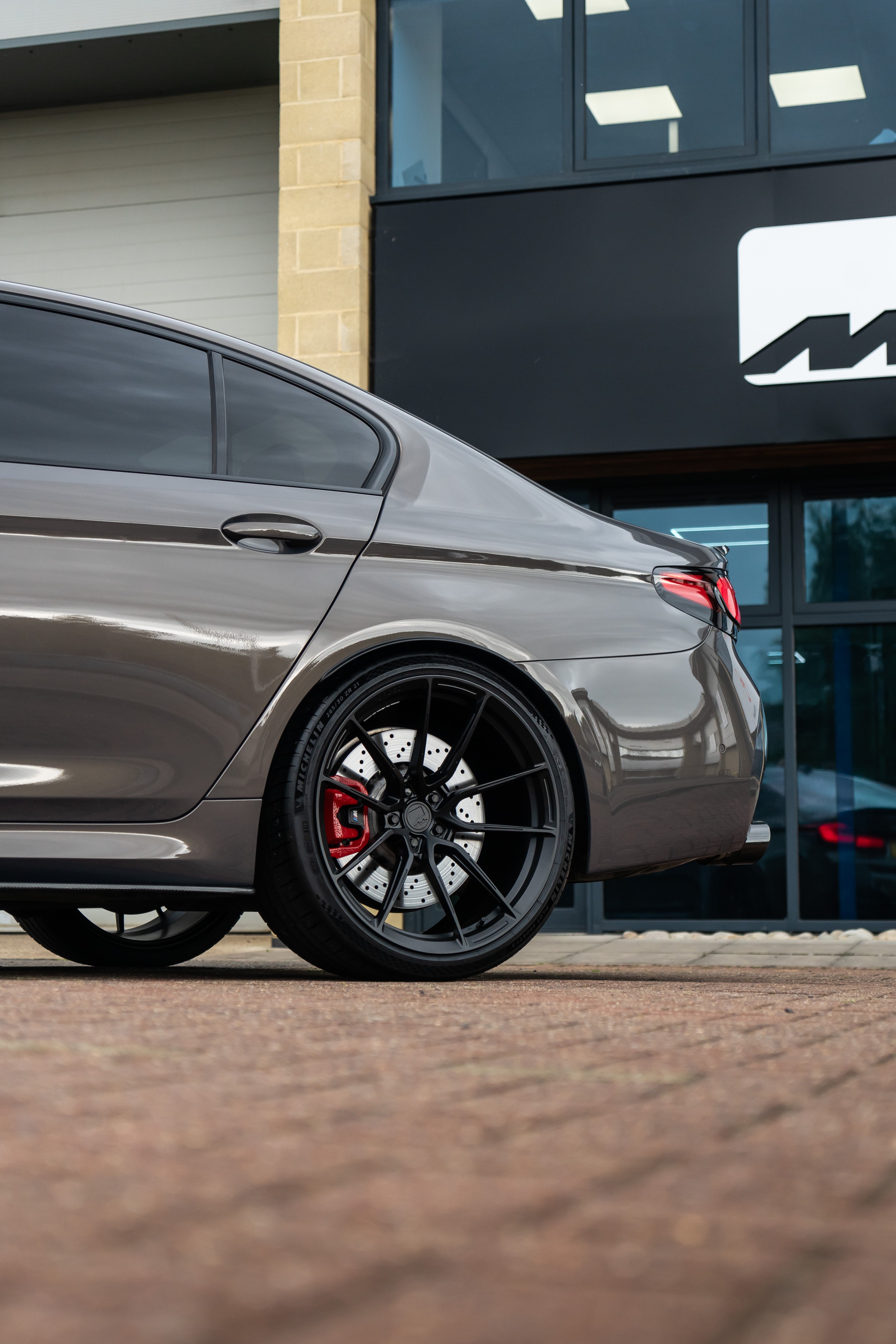 M5 F90 M-W4 20/21" Satin Black Forged Wheels
