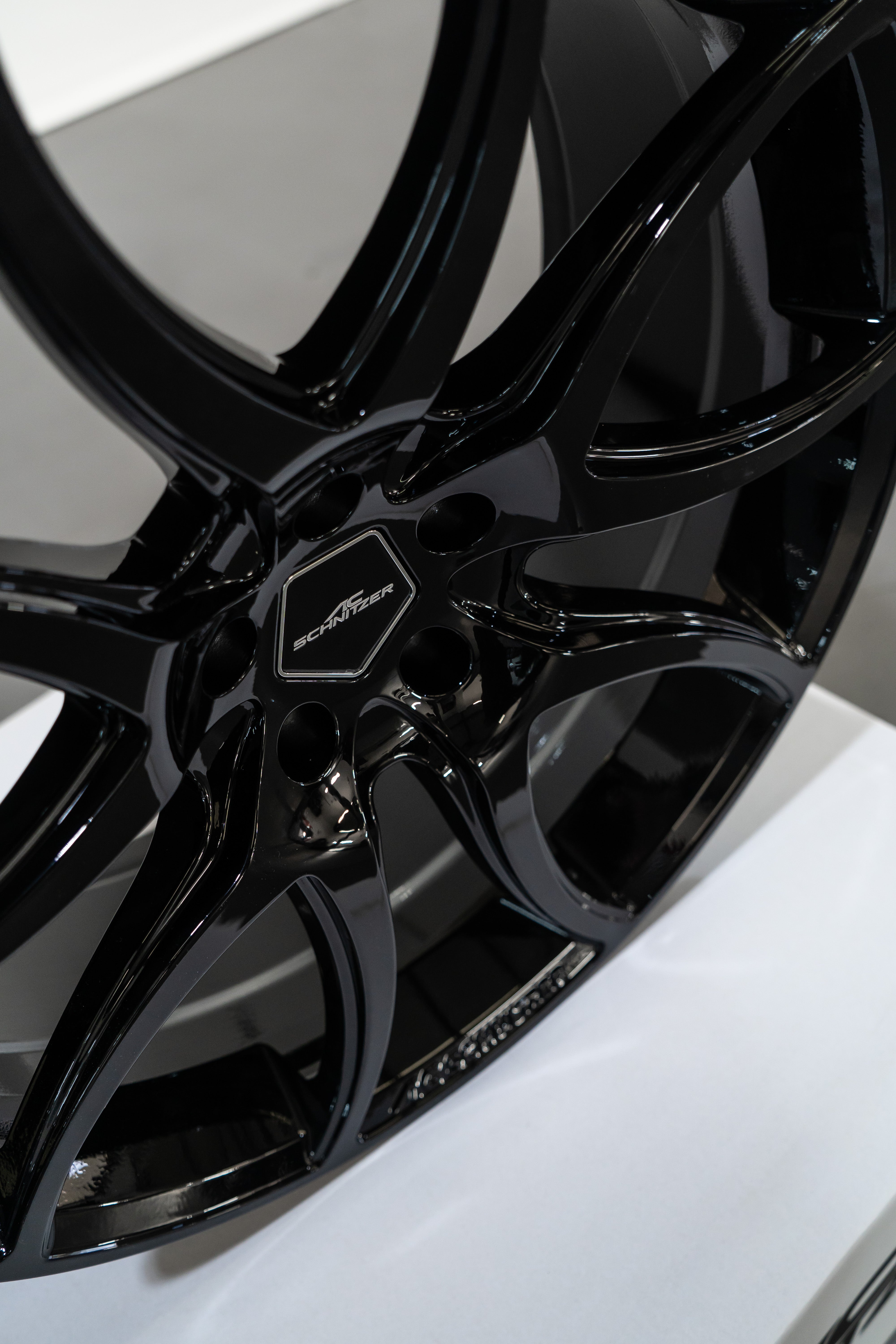 BMW X3/X4 AC2 22" Gloss Black Alloy Wheel Sets