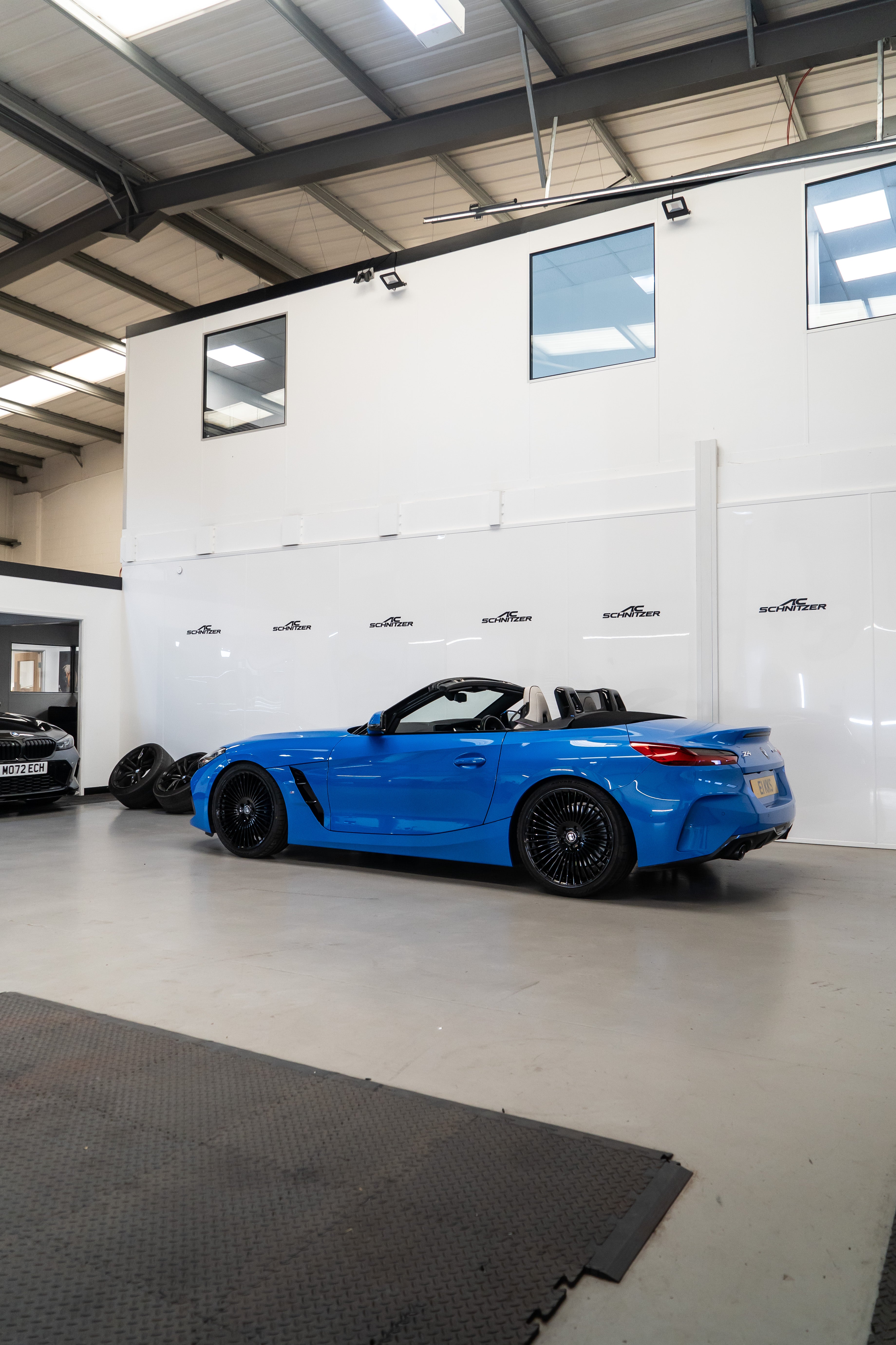 Z4 G29 M-W5 20" Precision Black Motech Wheel