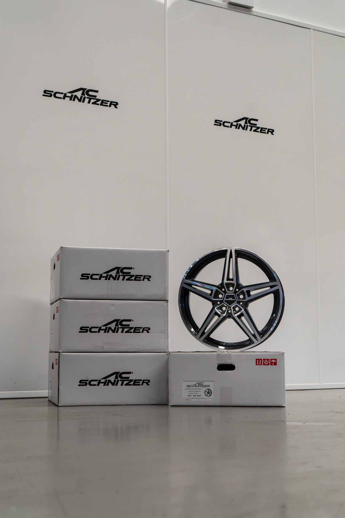 MINI F55 / F56 AC1 19" Bi-Colour Alloy Wheel Sets