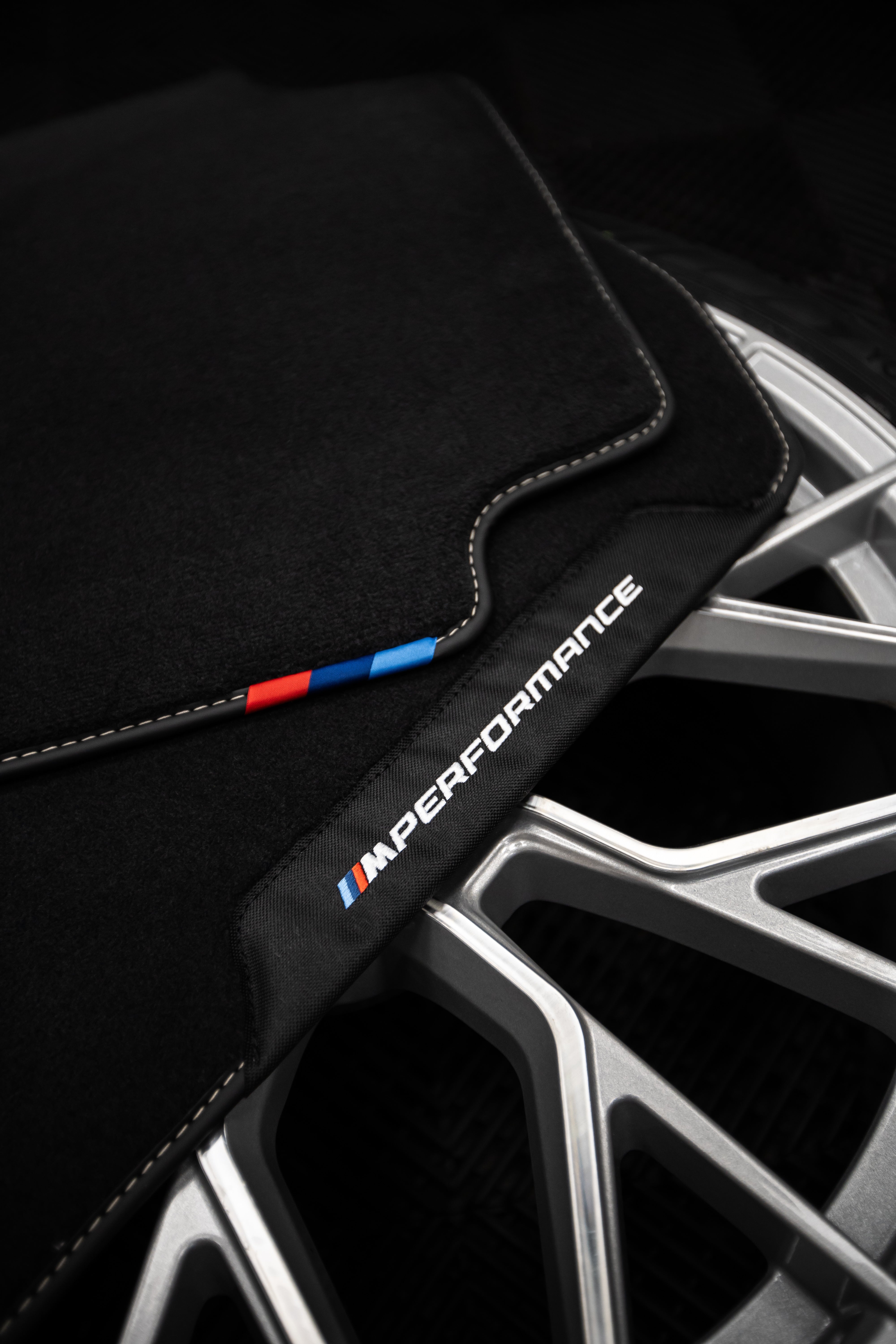 BMW M5 G90 M Performance Car Mat Set