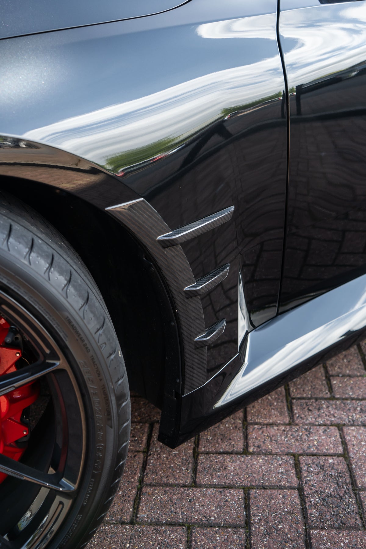 BMW M2 G87 M Performance Style Carbon Front Arch Trim