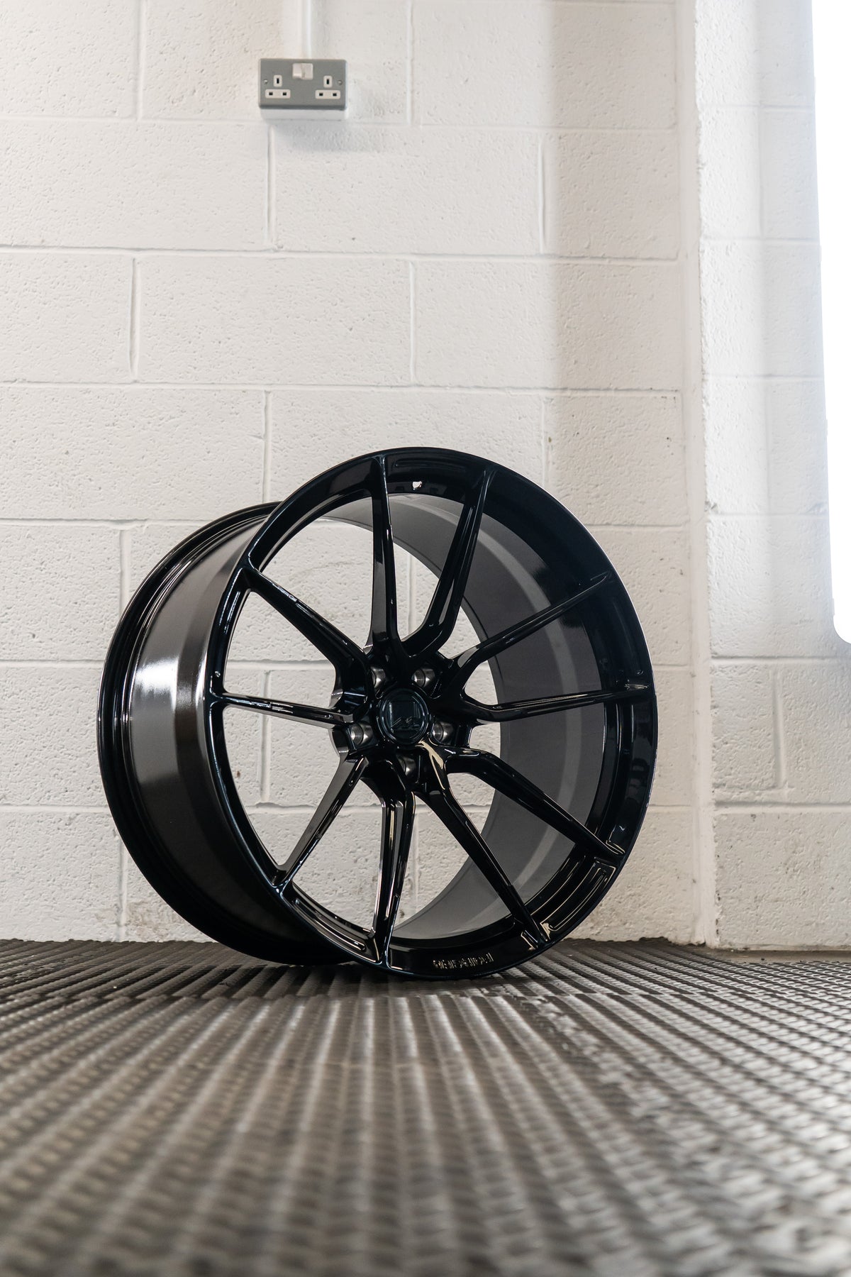 M2 G87 M-W4 19/20" Precision Black Forged Wheels