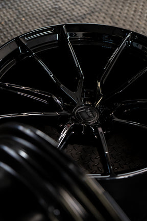 M2 G87 M-W4 Gloss Black Forged Wheels