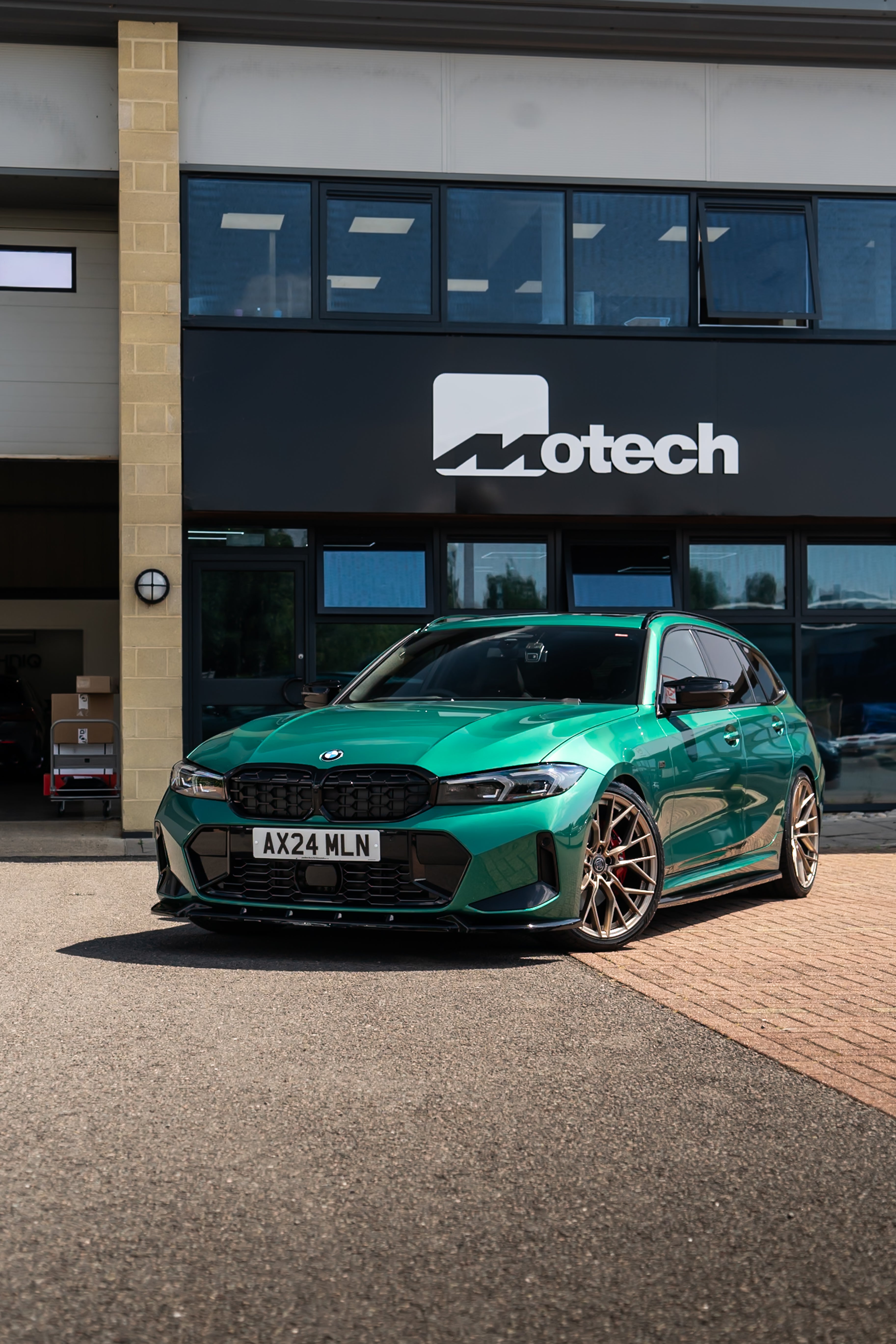 BMW 3 Series G20 G21 M-W3 20" Neodyme Gold Motech Wheel