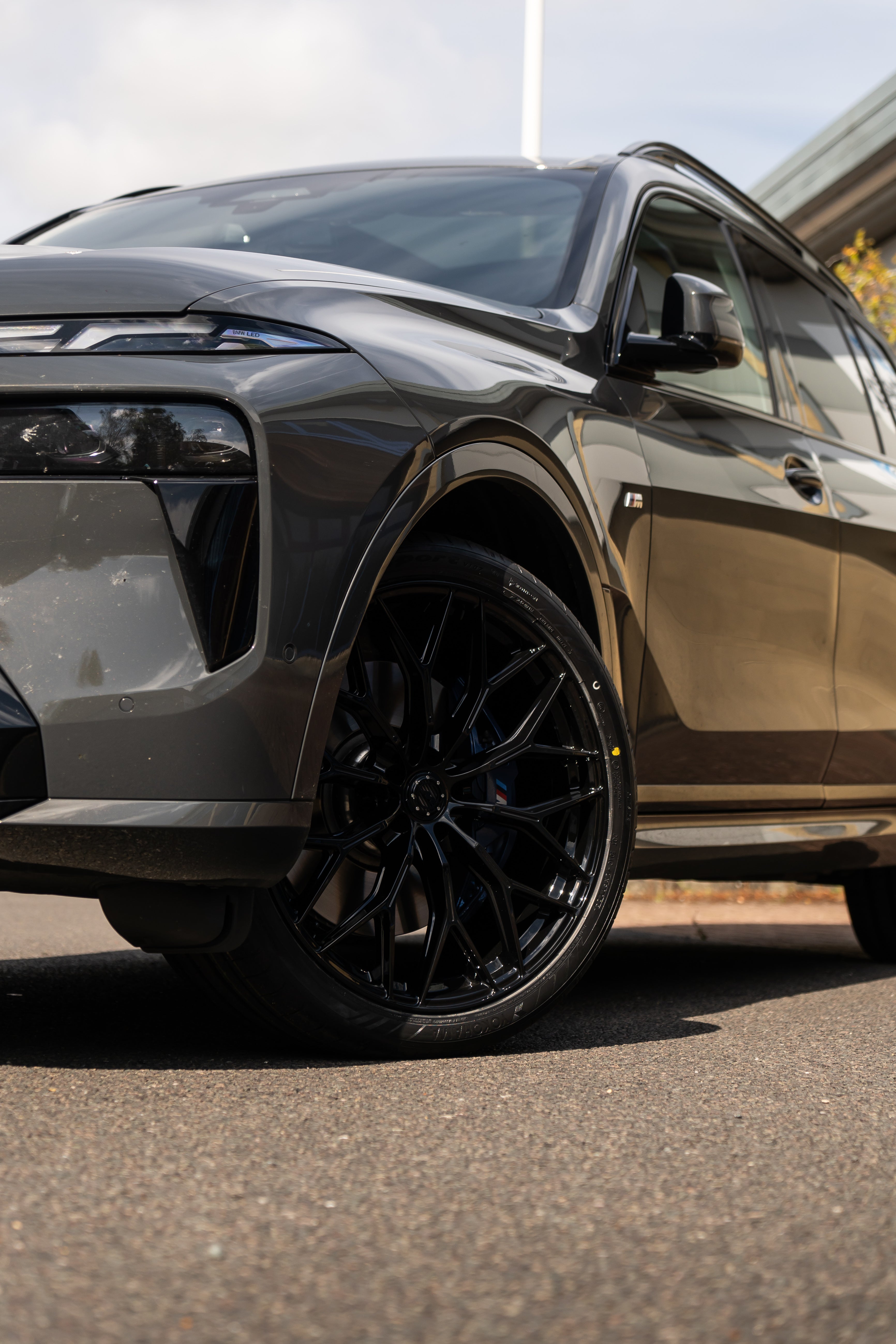 X7 G07 M-WX 22" Precision Black Motech Wheel