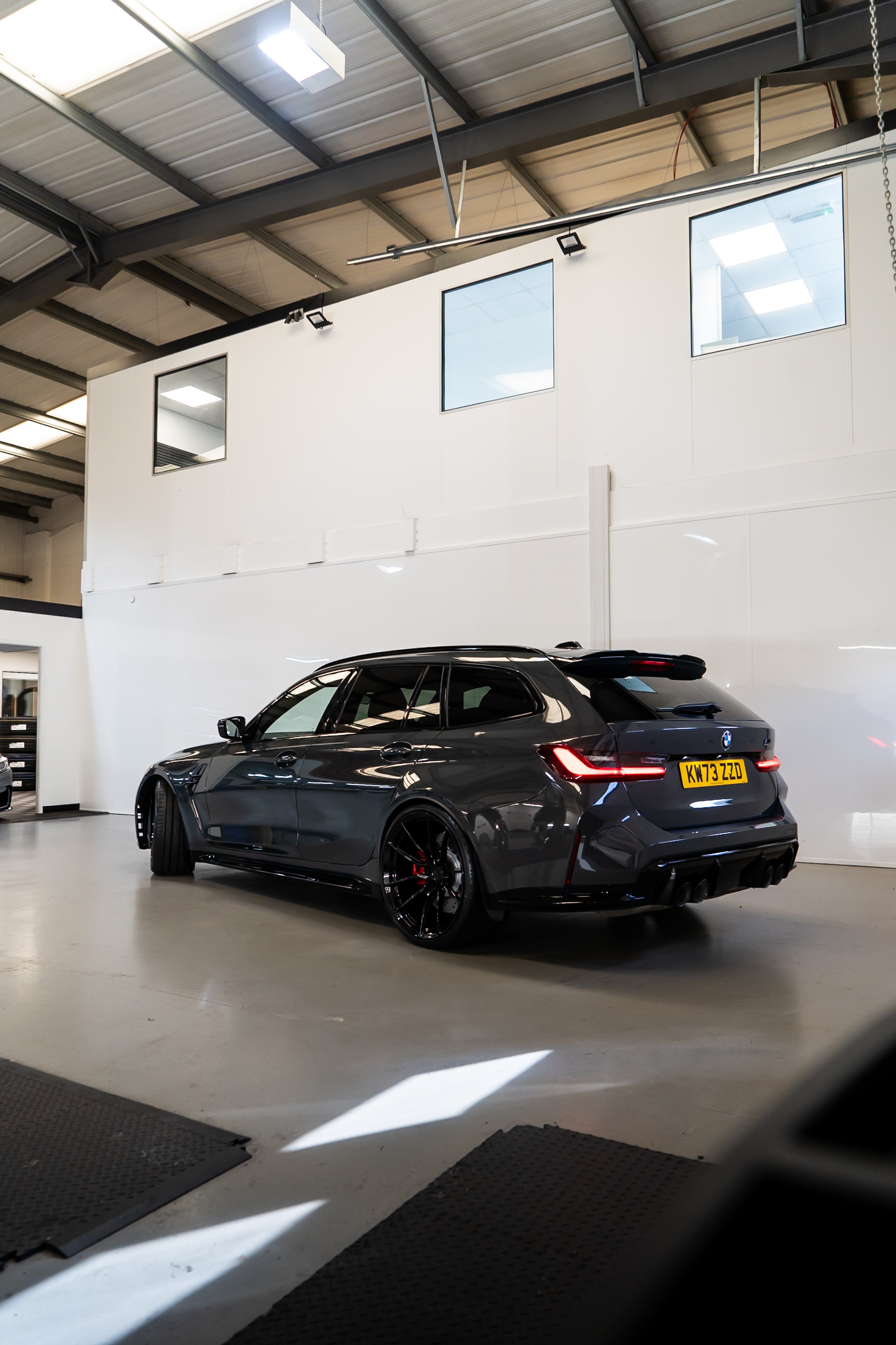 M3 G81 M-W4 20/21" Precision Black Forged Wheels