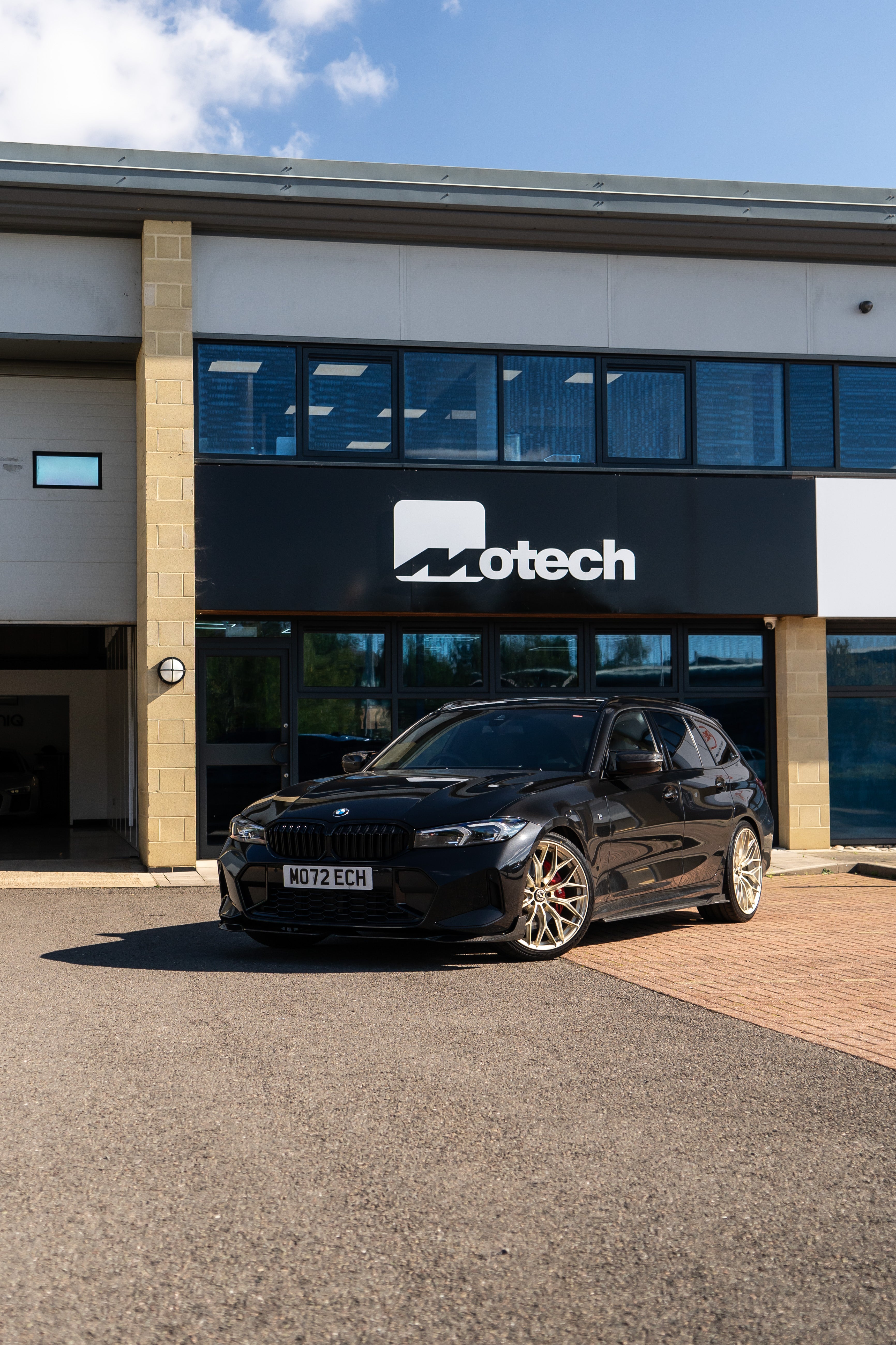BMW 3 Series G20 G21 M-WX 20" Frozen Gold Motech Wheel