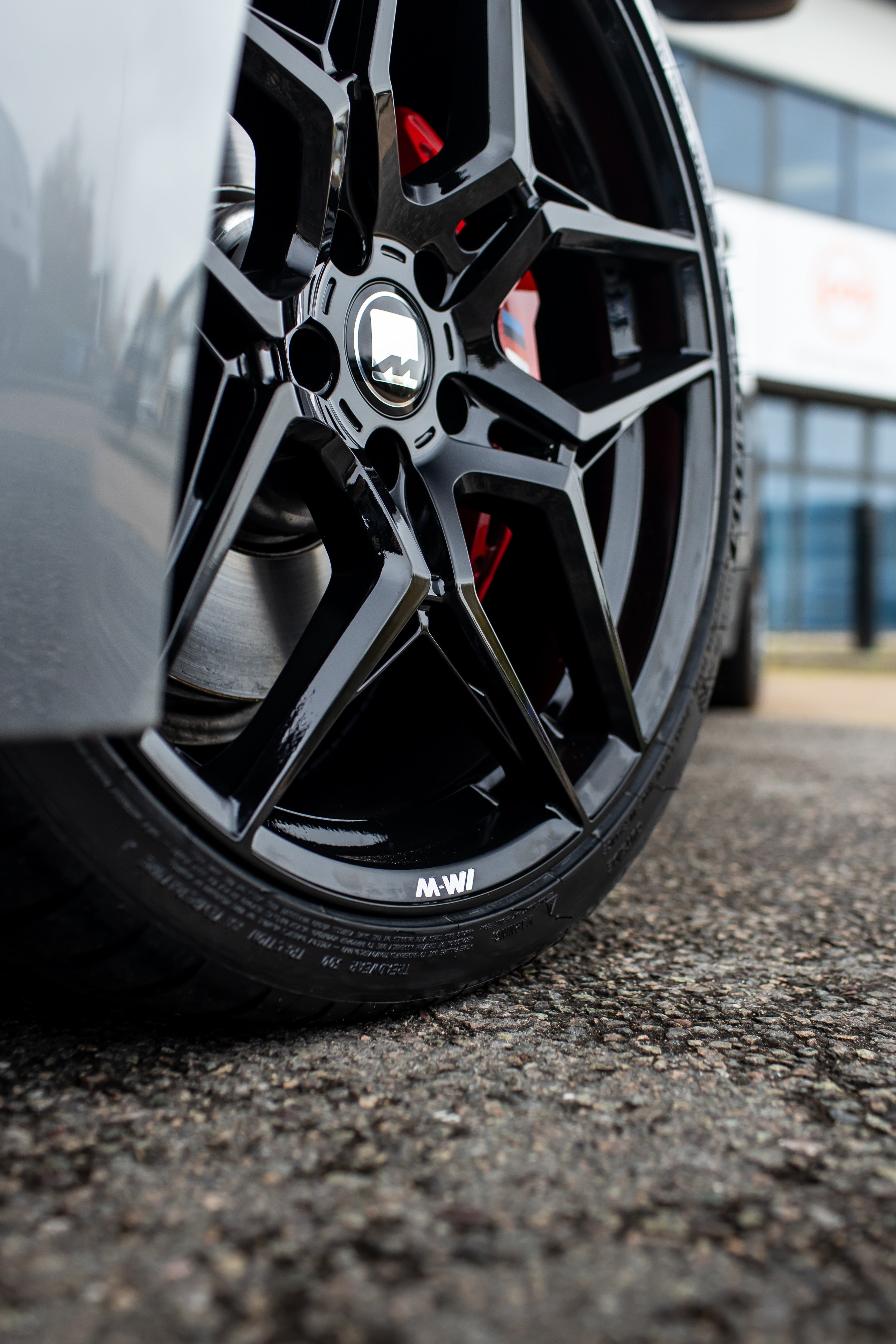 BMW Z4 G29 M-W1 20" Precision Black Motech Wheel