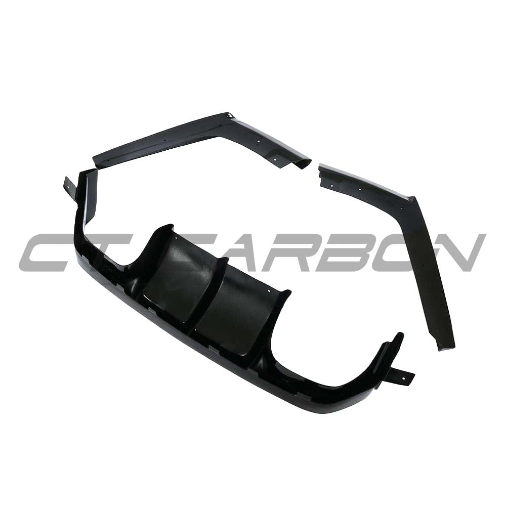 BMW M3/M4 (F80 F82 F83) GLOSS BLACK DIFFUSER - V STYLE