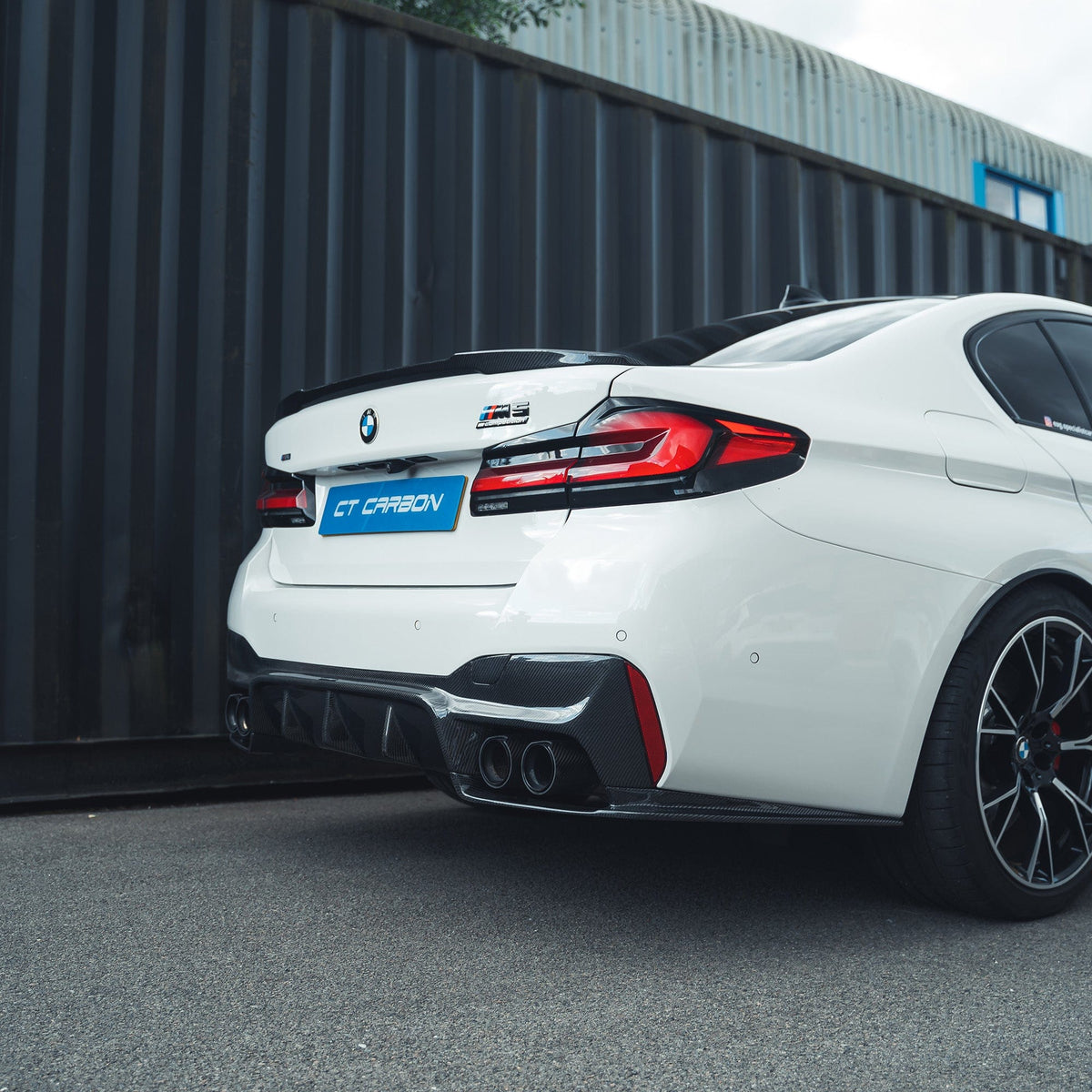BMW F90 M5 PRE LCI CARBON FIBRE DIFFUSER - V2