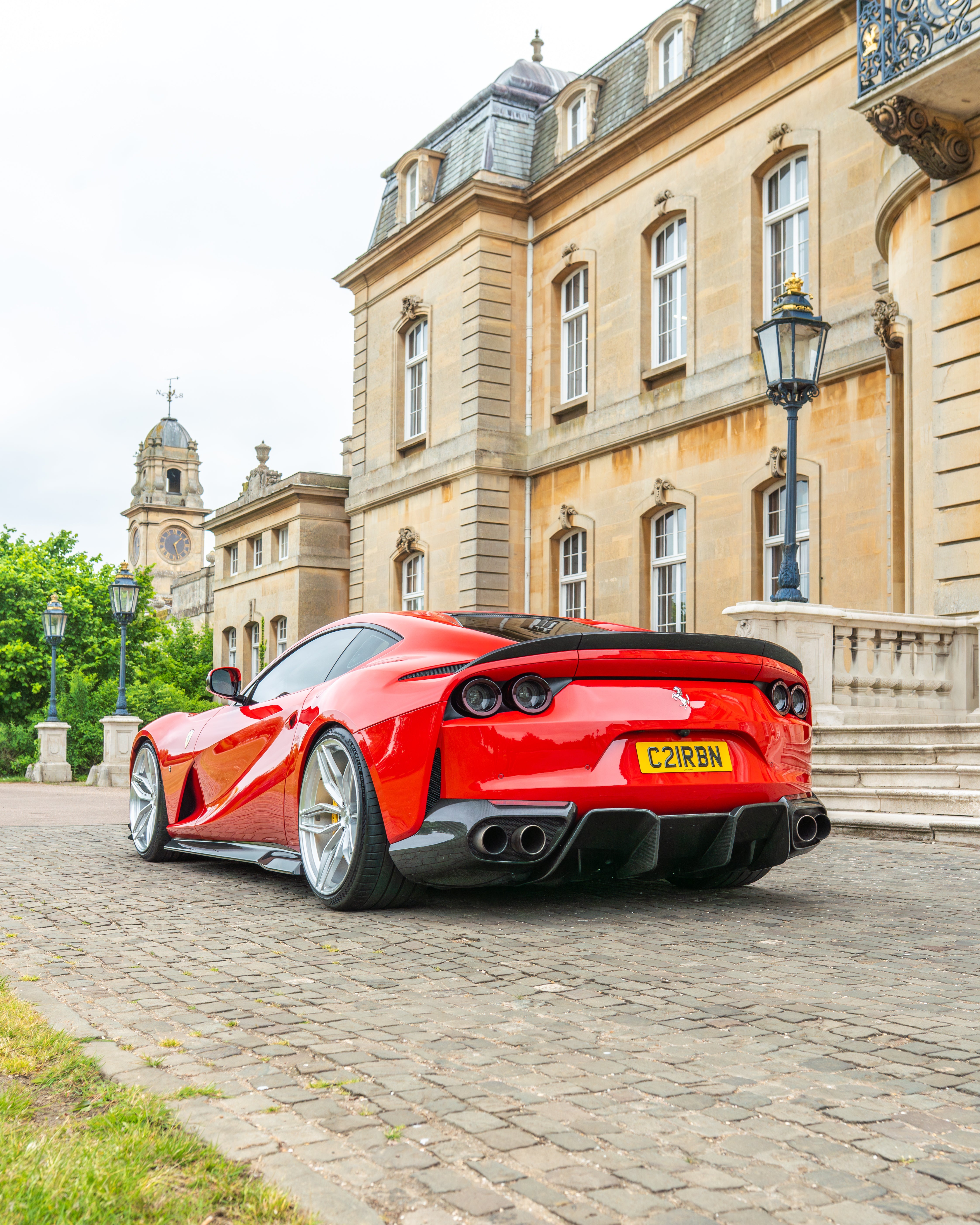 FERRARI 812 SUPERFAST CARBON FIBRE KIT V2 - CT DESIGN